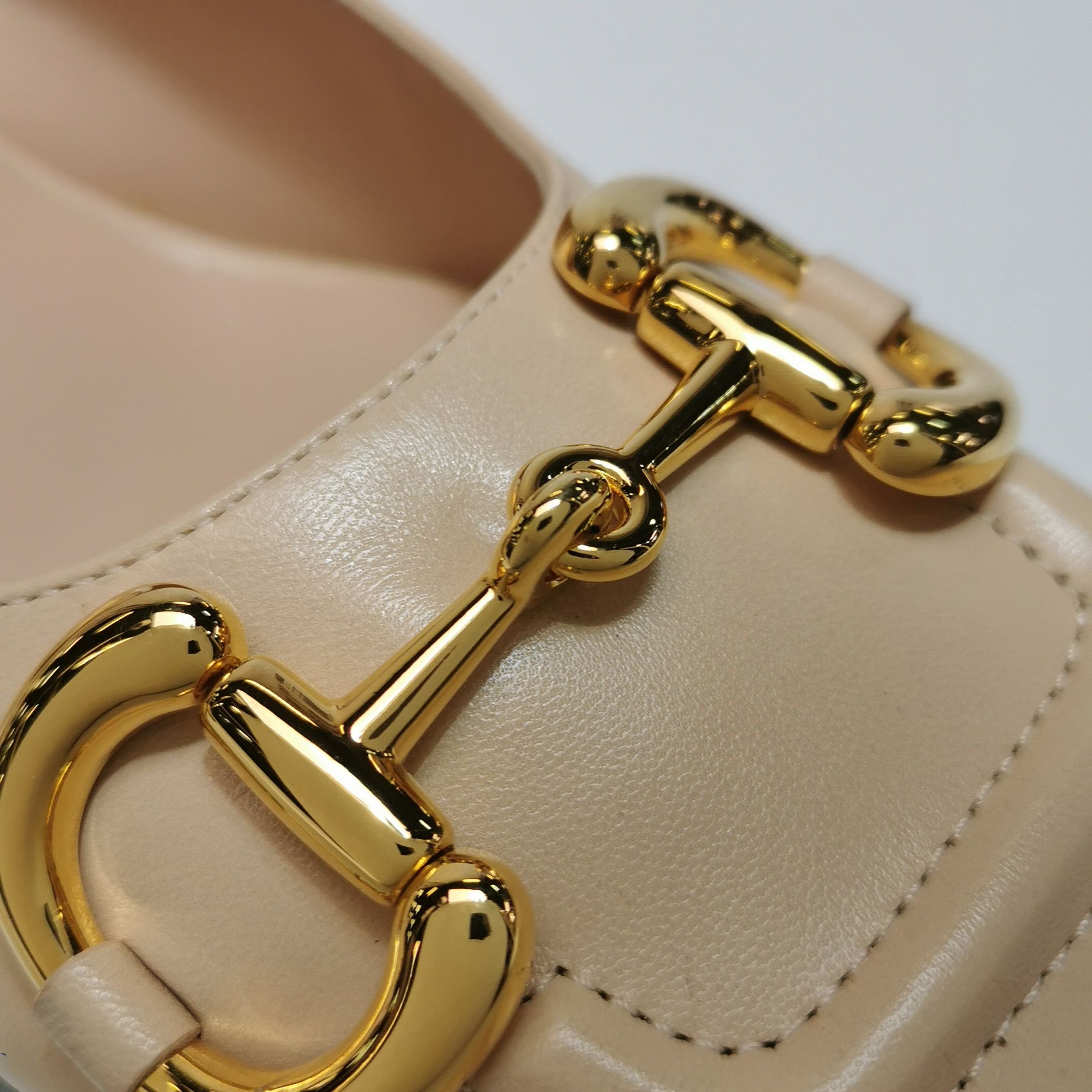 Gucci Gucci Women 9-5 Heels Size US 9.5 / IT 39.5 - 8 Thumbnail