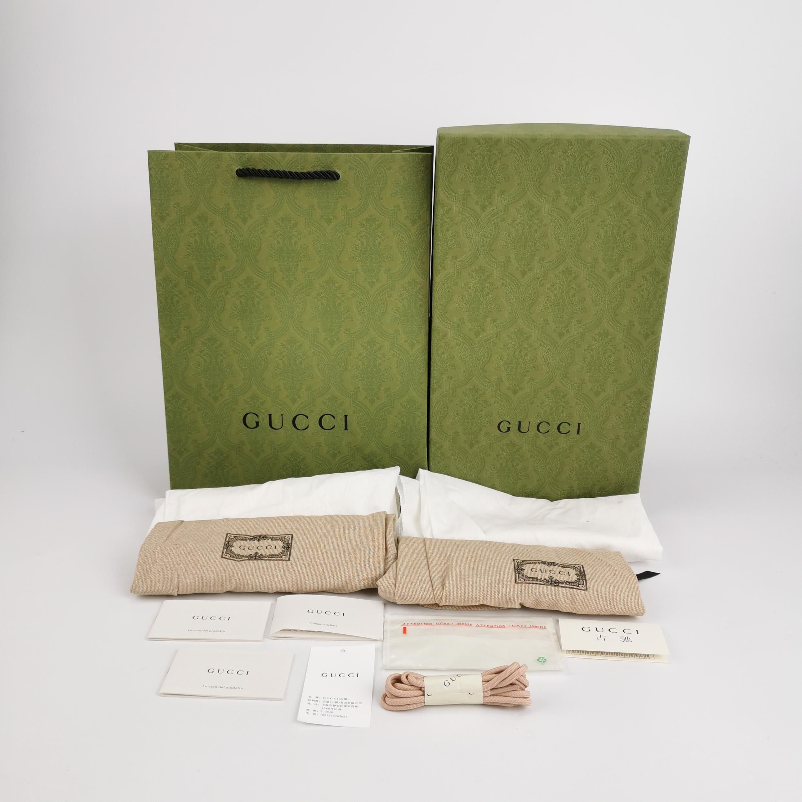 Gucci Gucci Women 5 Lowtop Sneakers Size US 5 / IT 35 - 6 Thumbnail