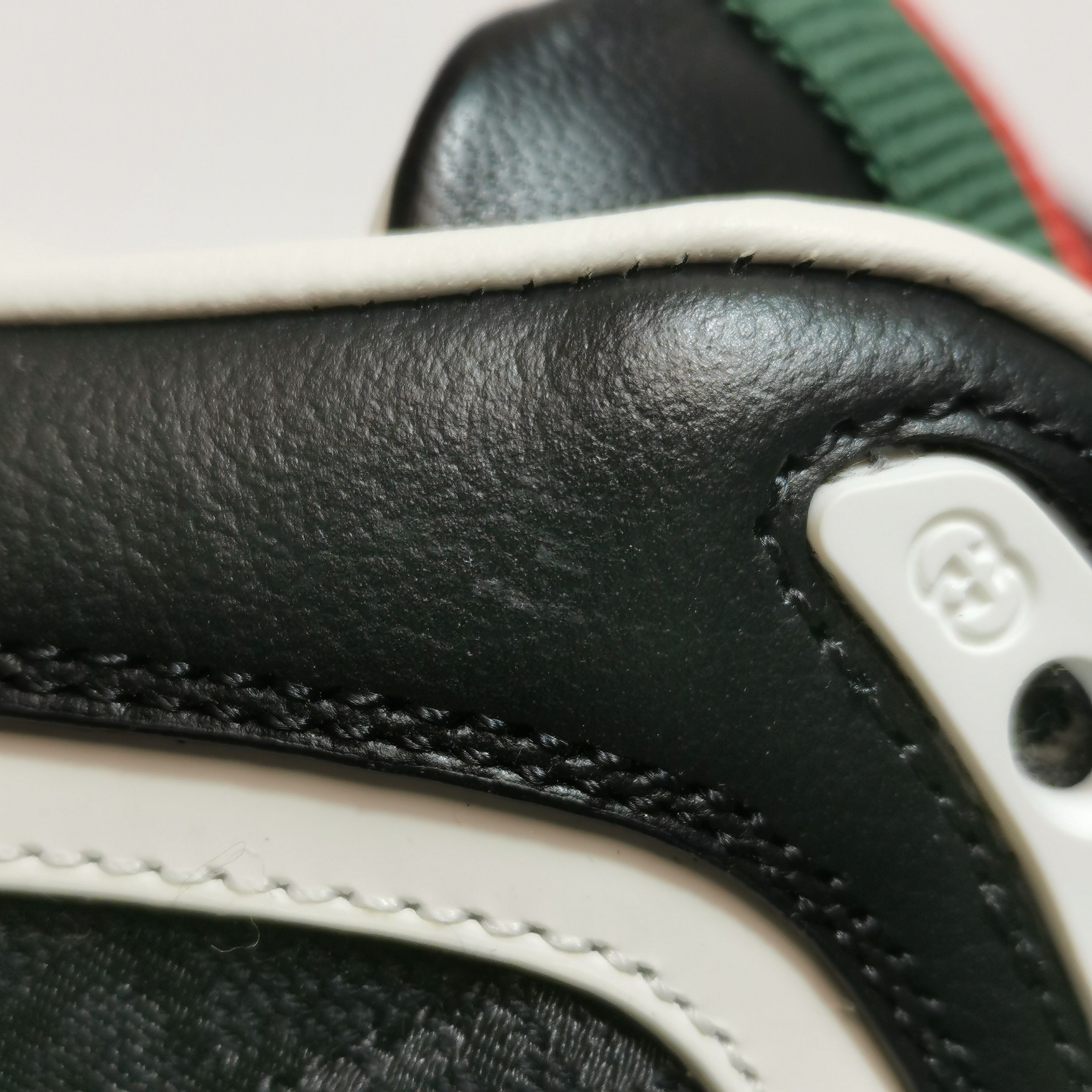 Gucci Gucci Women 5-5 Lowtop Sneakers Size US 5.5 / IT 35.5 - 7 Thumbnail