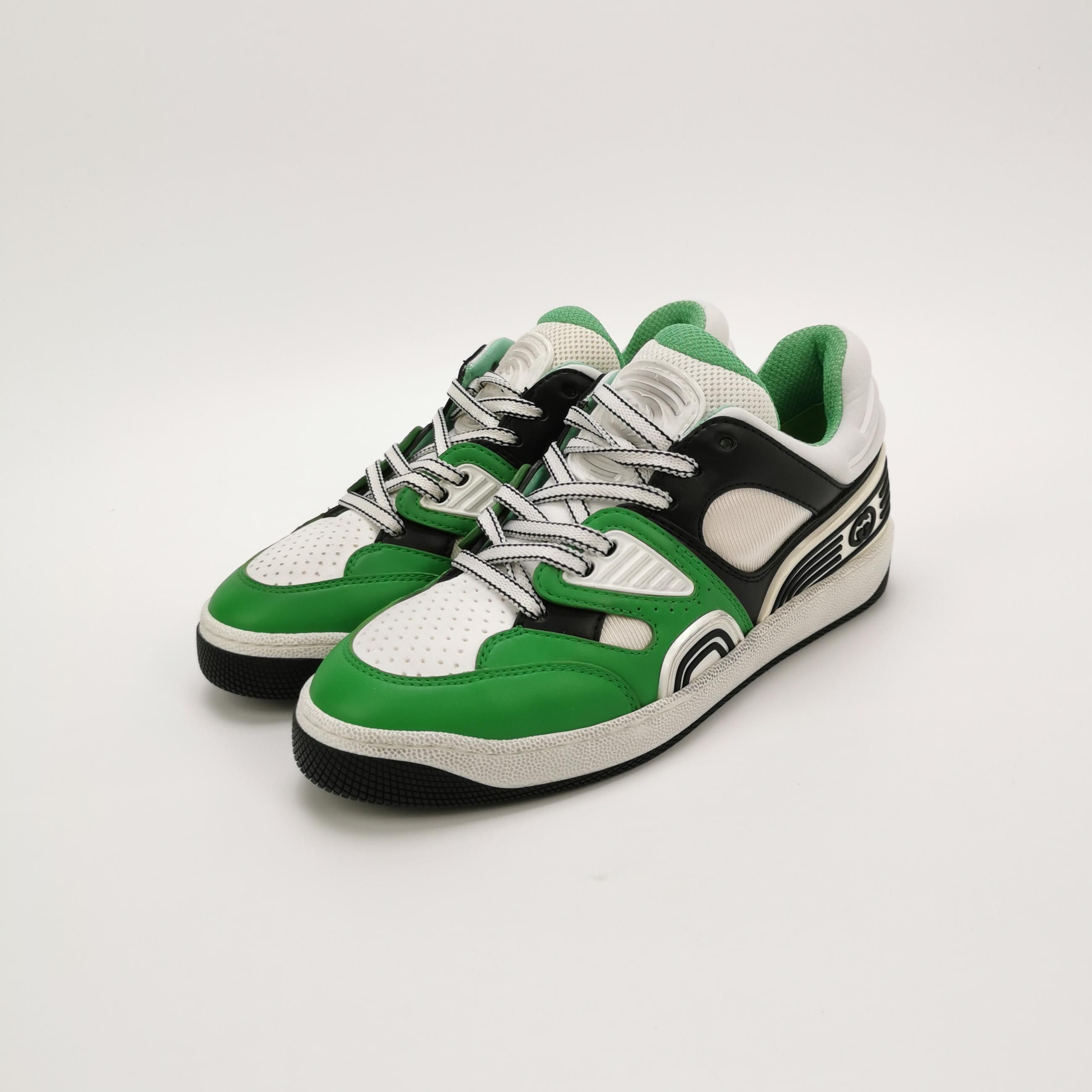 Gucci Gucci Women 6 Lowtop Sneakers Size US 6 / IT 36 - 2 Thumbnail