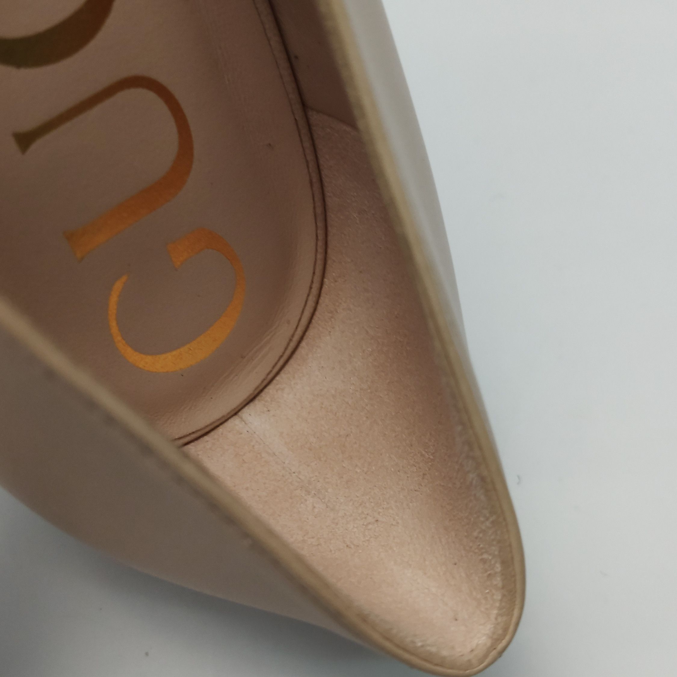 Gucci Gucci Women 7-5 Flats Size US 7.5 / IT 37.5 - 10 Thumbnail