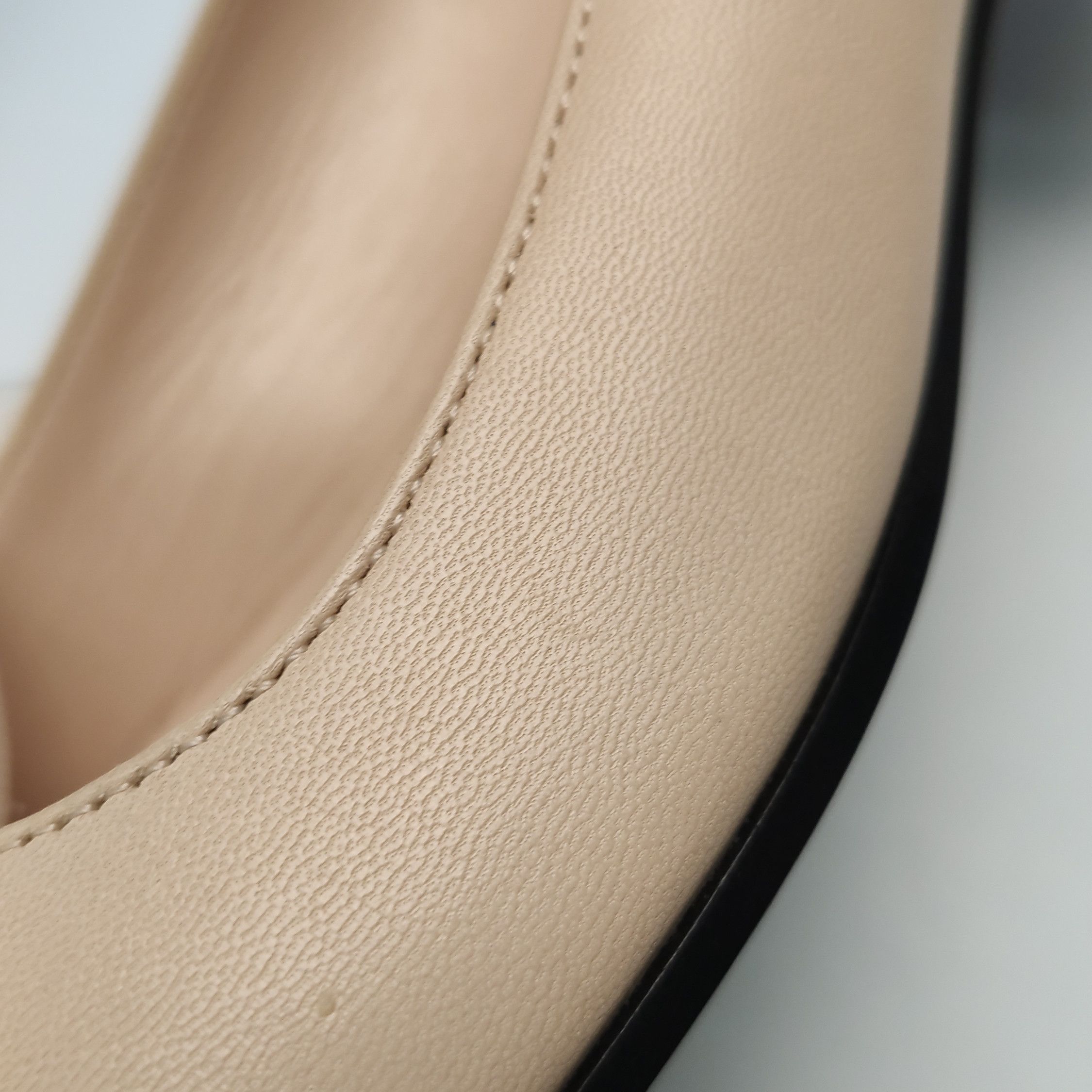 Gucci Gucci Women 7-5 Flats Size US 7.5 / IT 37.5 - 8 Thumbnail