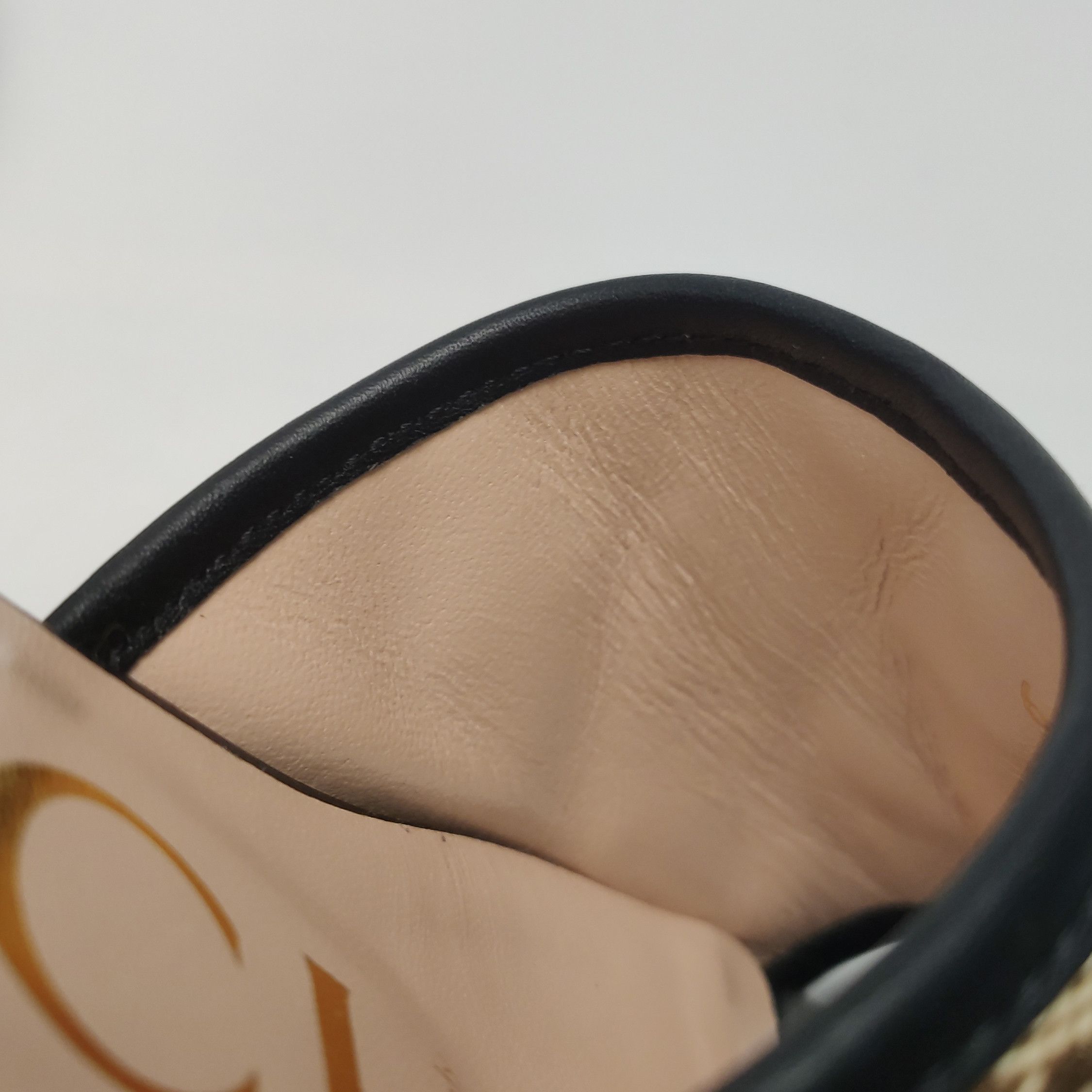 Gucci Gucci Women 5 Sandals Size US 5 / IT 35 - 9 Thumbnail