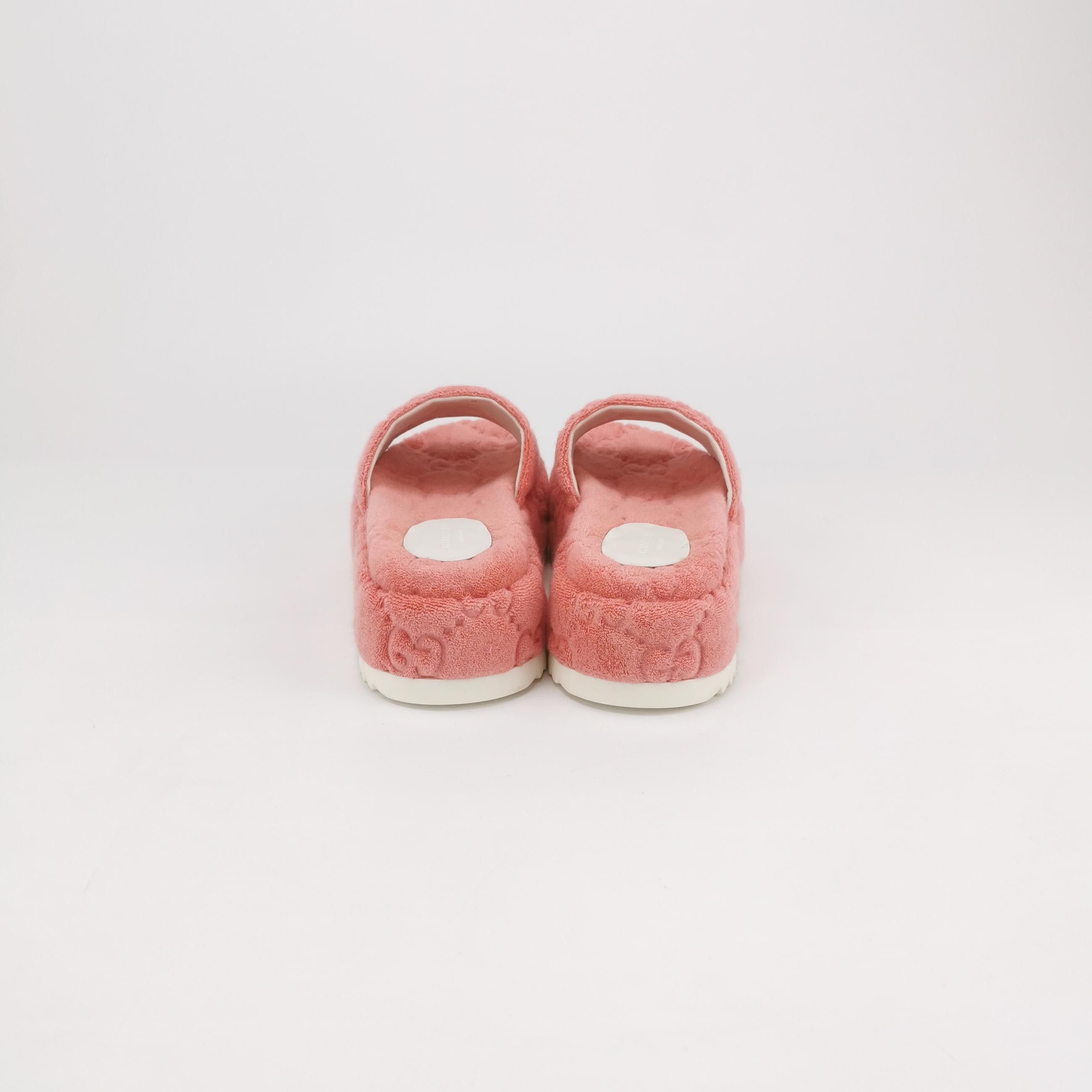 Gucci Gucci Women 6-5 Sandals Size US 6.5 / IT 36.5 - 4 Thumbnail