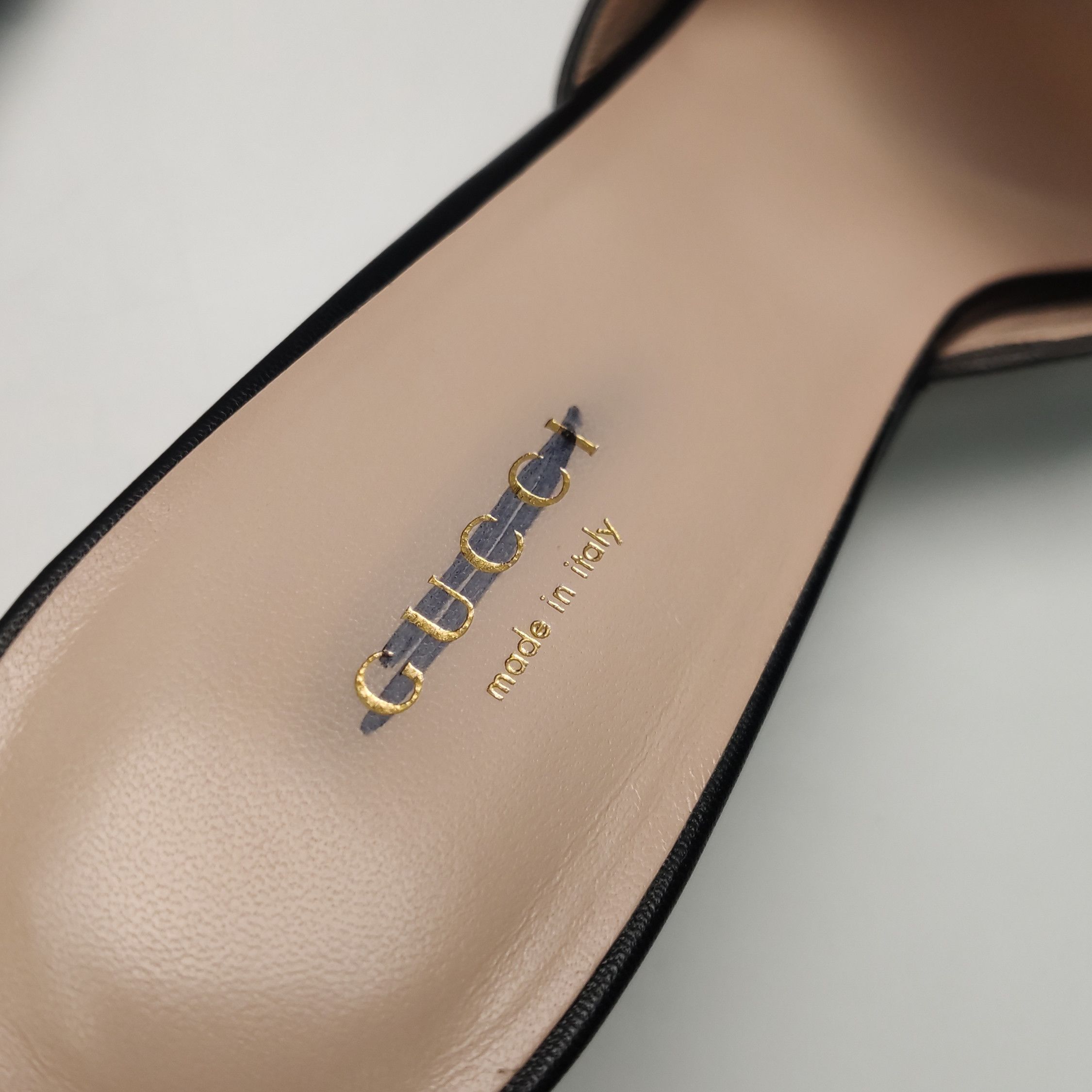 Gucci Gucci Women 8 Sandals Size US 8 / IT 38 - 13 Thumbnail