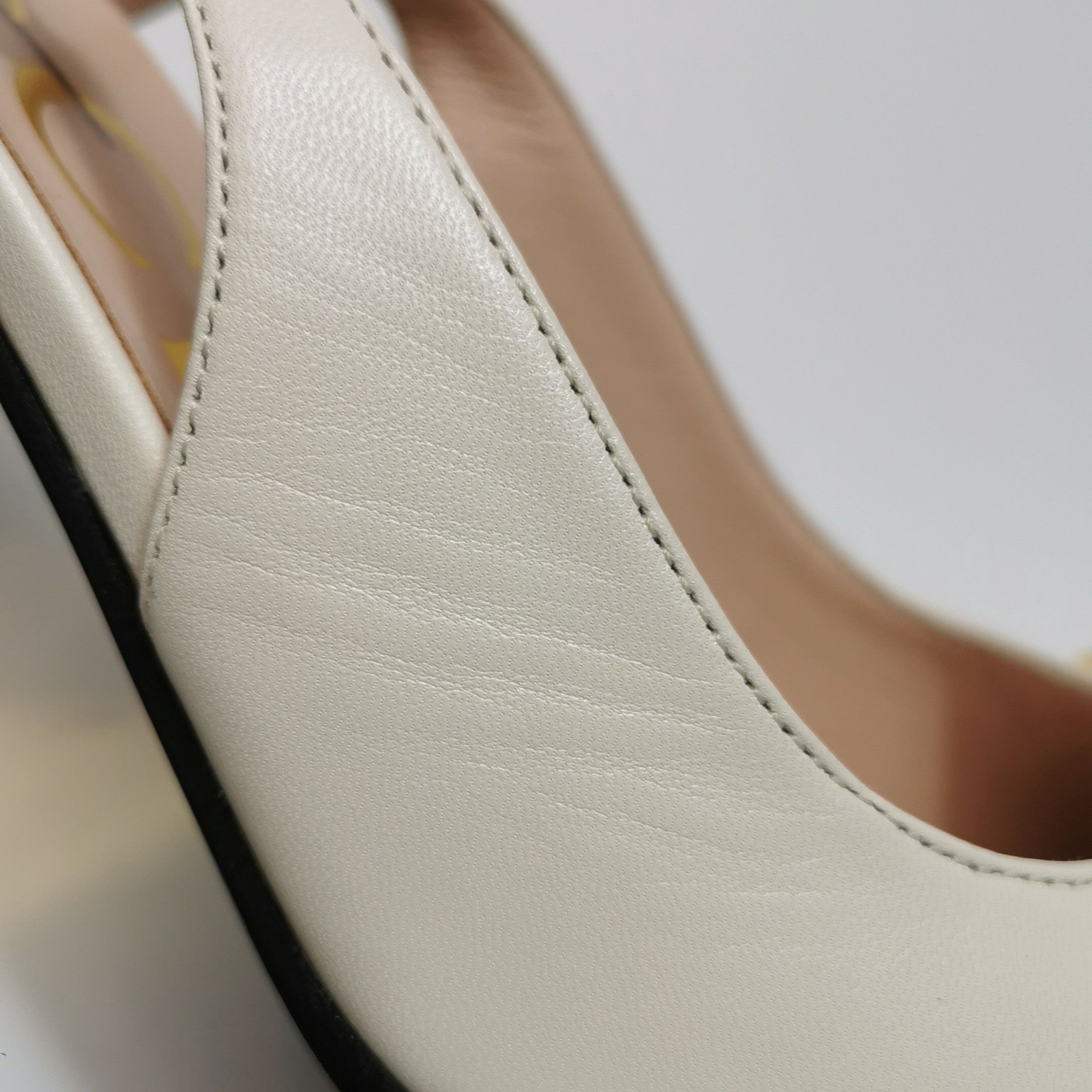 Gucci Gucci Women 10 Heels Size US 10 / IT 40 - 14 Thumbnail