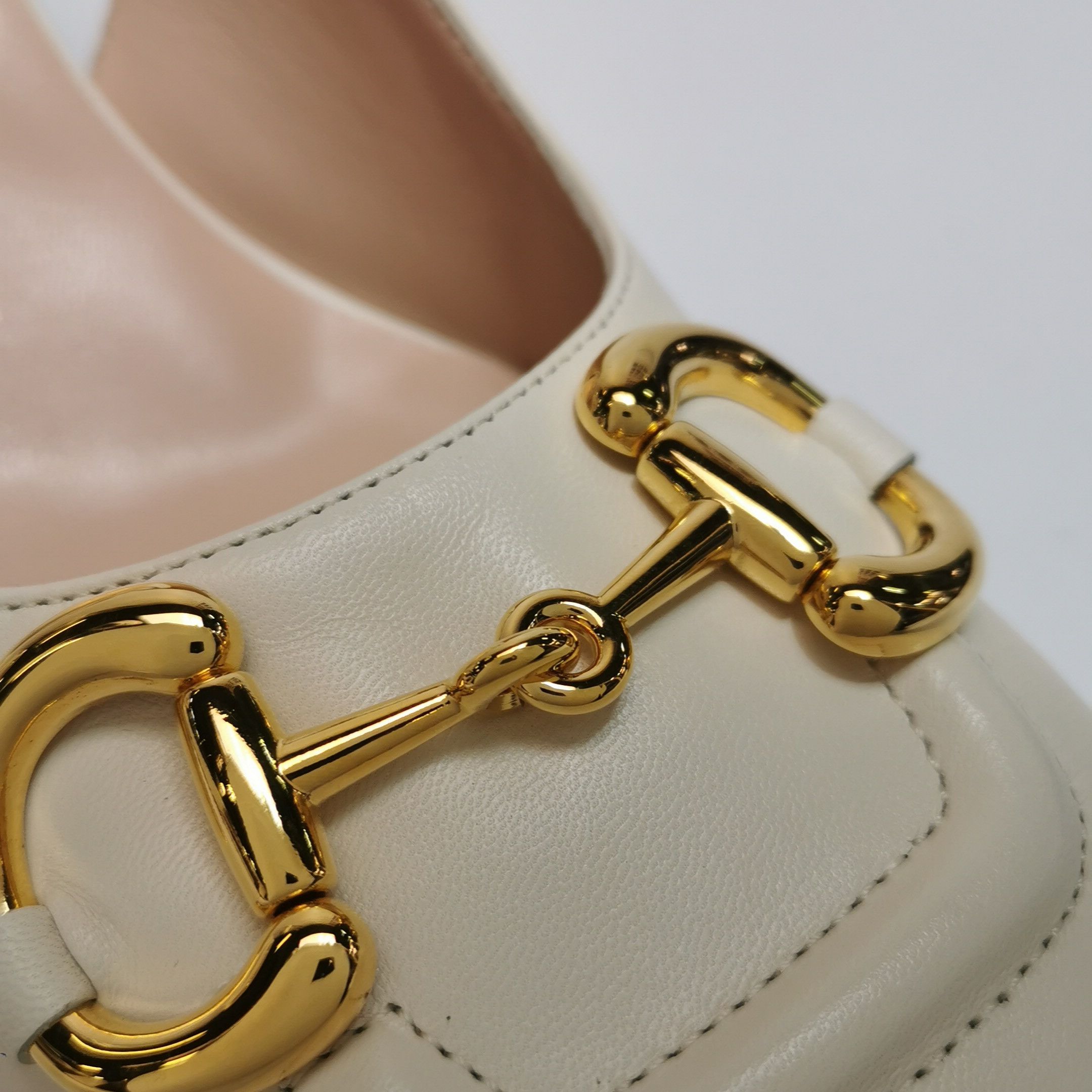 Gucci Gucci Women 10 Heels Size US 10 / IT 40 - 13 Thumbnail
