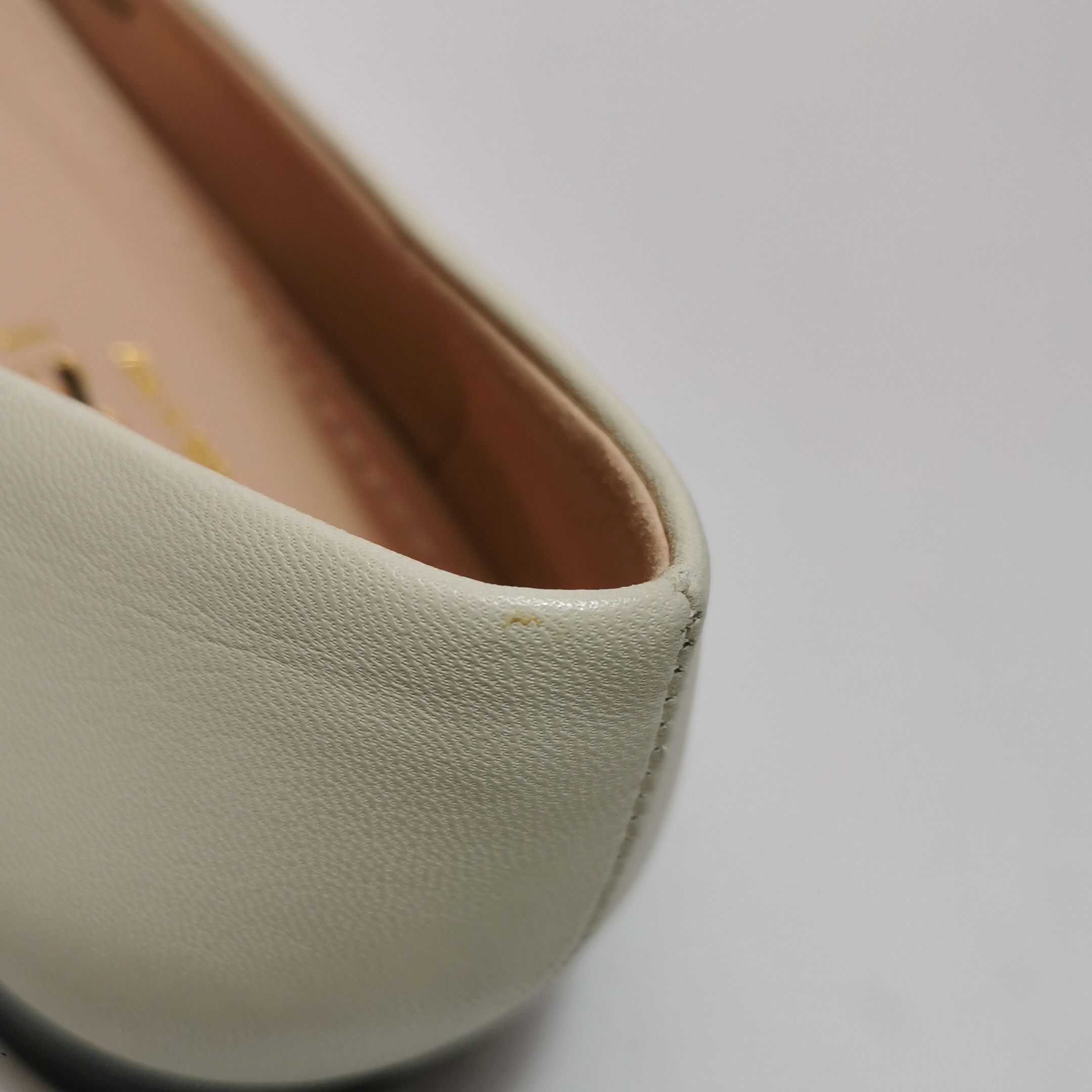 Gucci Gucci Women 5-5 Flats Size US 5.5 / IT 35.5 - 7 Thumbnail