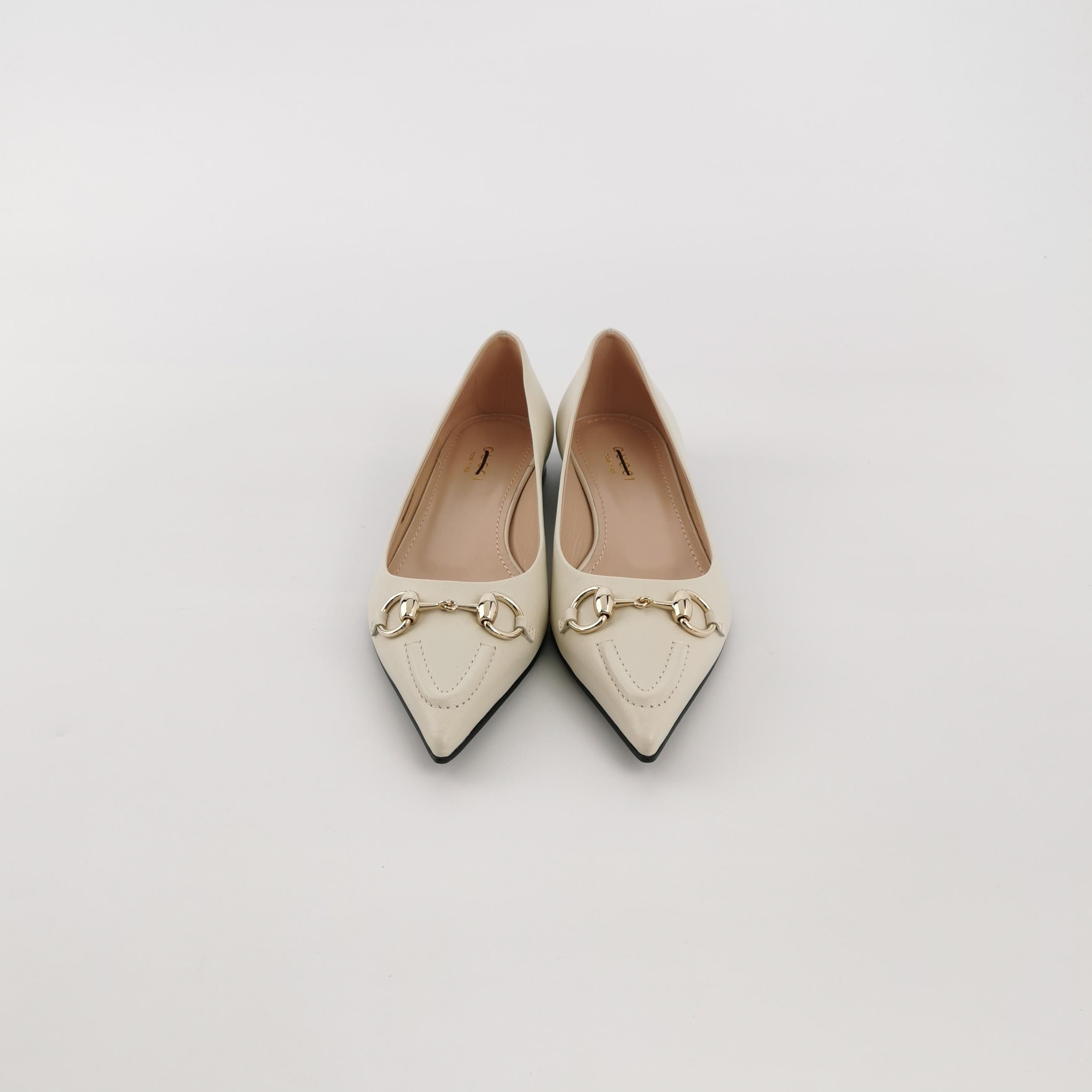 Gucci Gucci Women 5-5 Flats Size US 5.5 / IT 35.5 - 3 Thumbnail