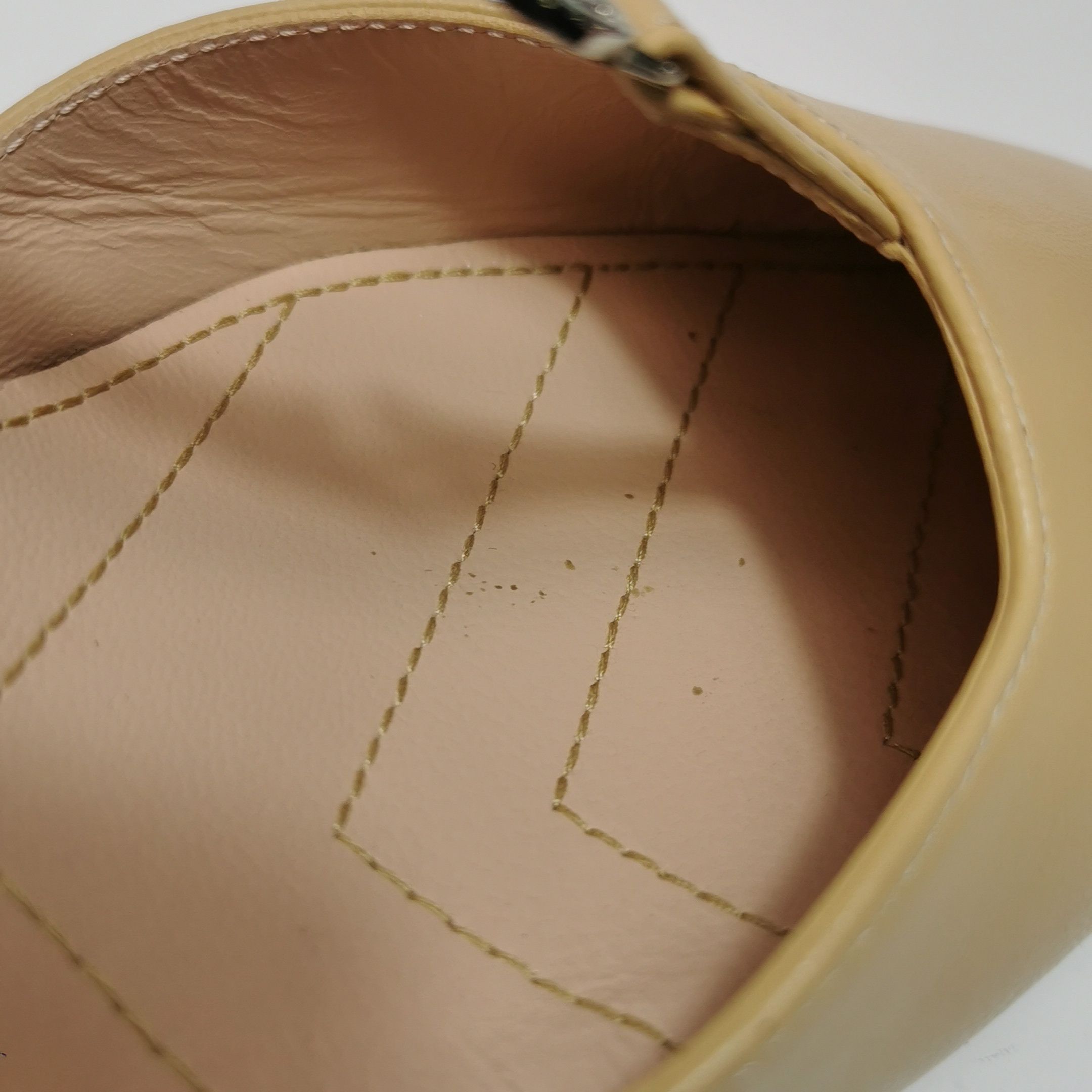 Gucci Gucci Women 6-5 Heels Size US 6.5 / IT 36.5 - 10 Thumbnail