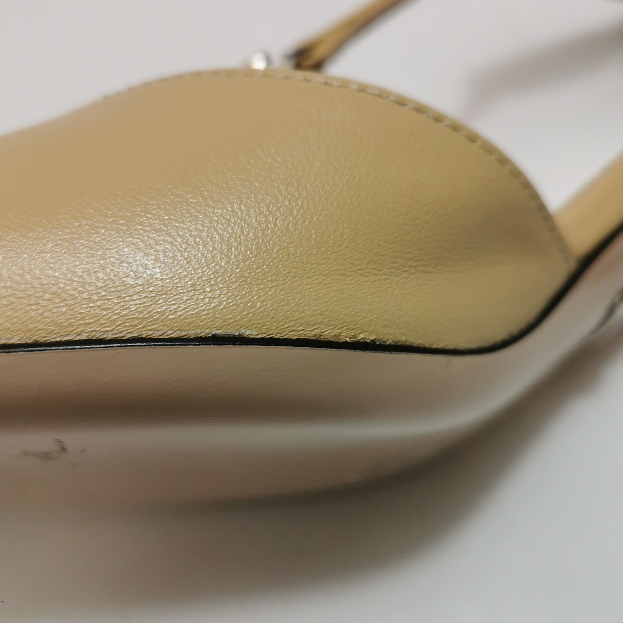 Gucci Gucci Women 6-5 Heels Size US 6.5 / IT 36.5 - 8 Thumbnail