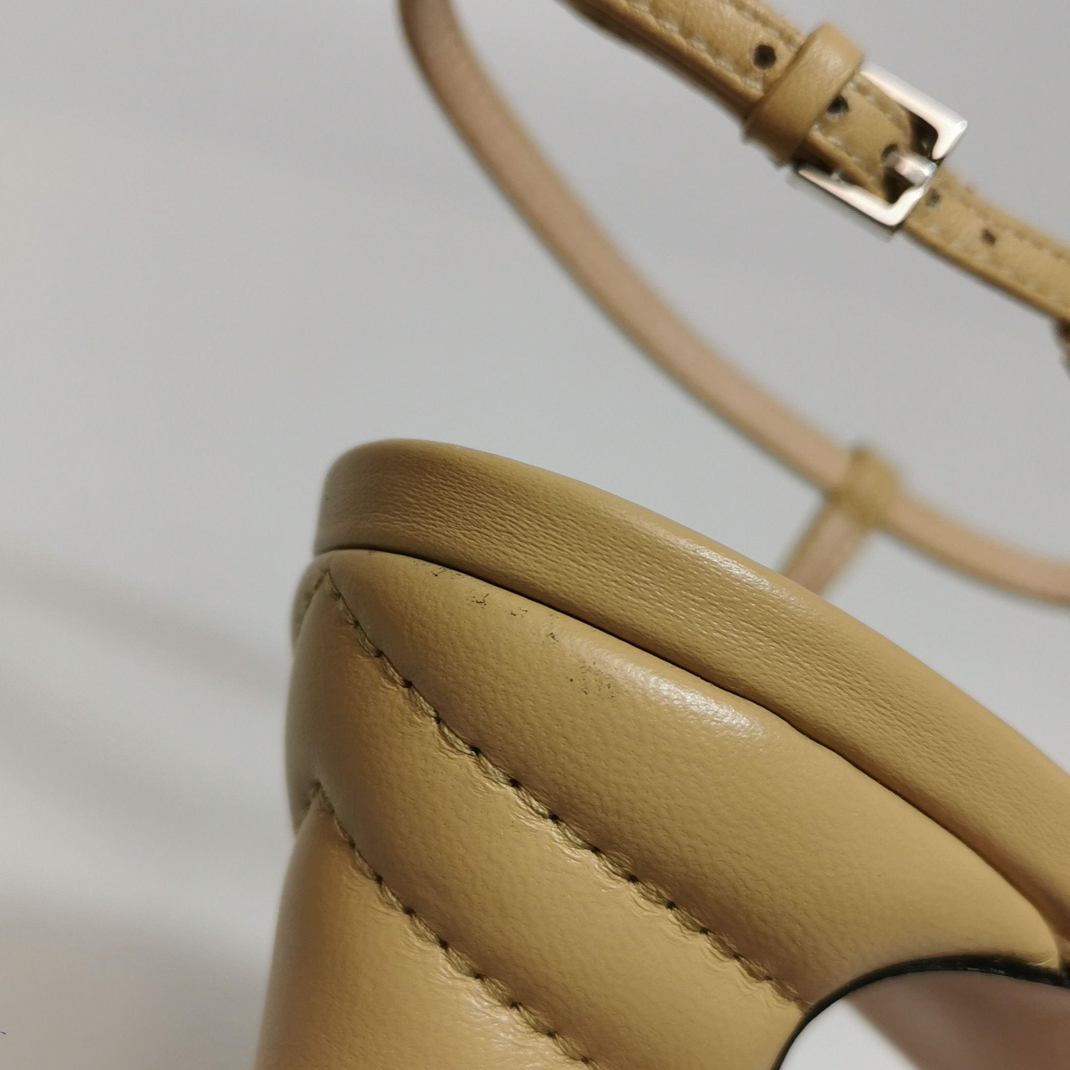 Gucci Gucci Women 6-5 Heels Size US 6.5 / IT 36.5 - 13 Thumbnail