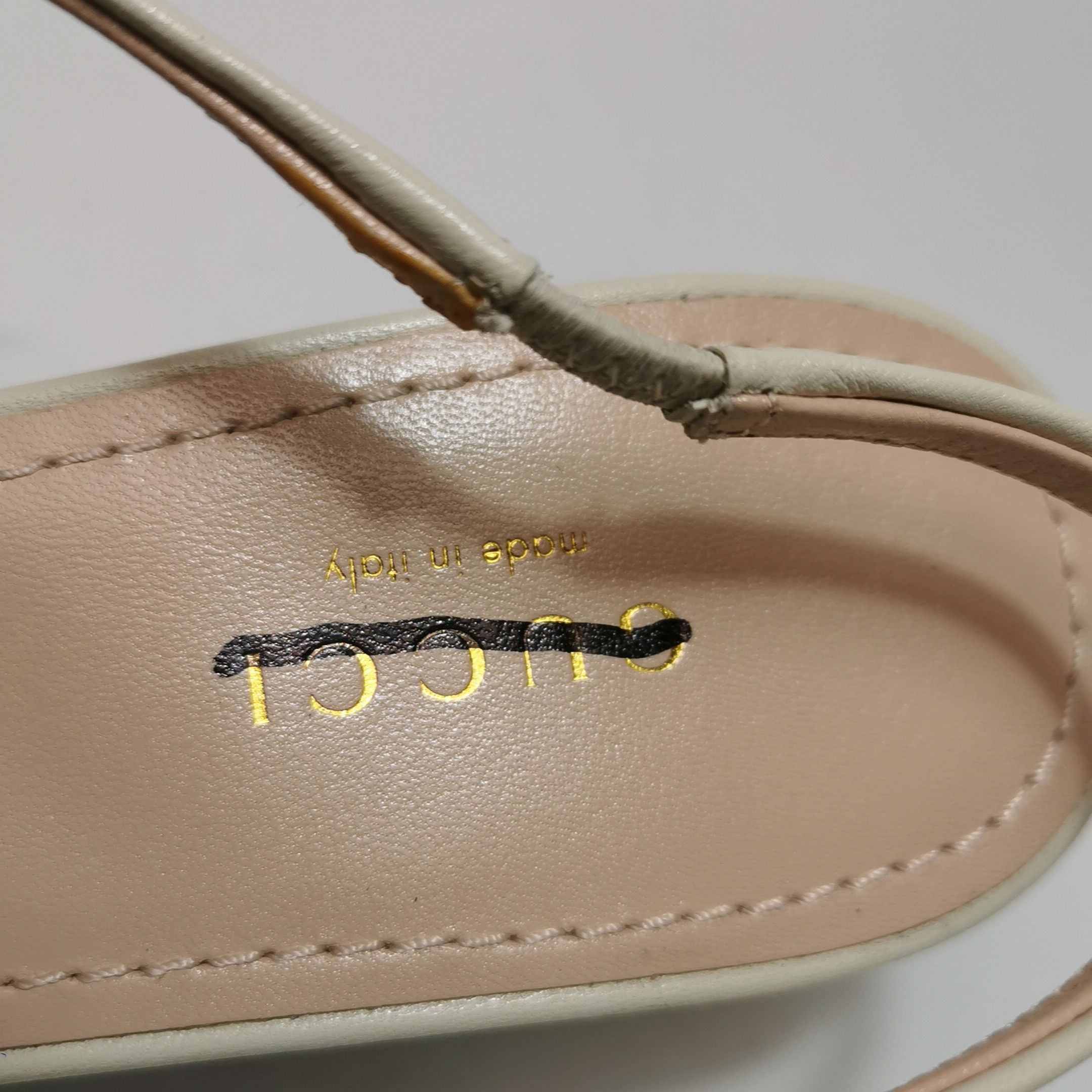 Gucci Gucci Women 7-5 Flats Size US 7.5 / IT 37.5 - 13 Thumbnail