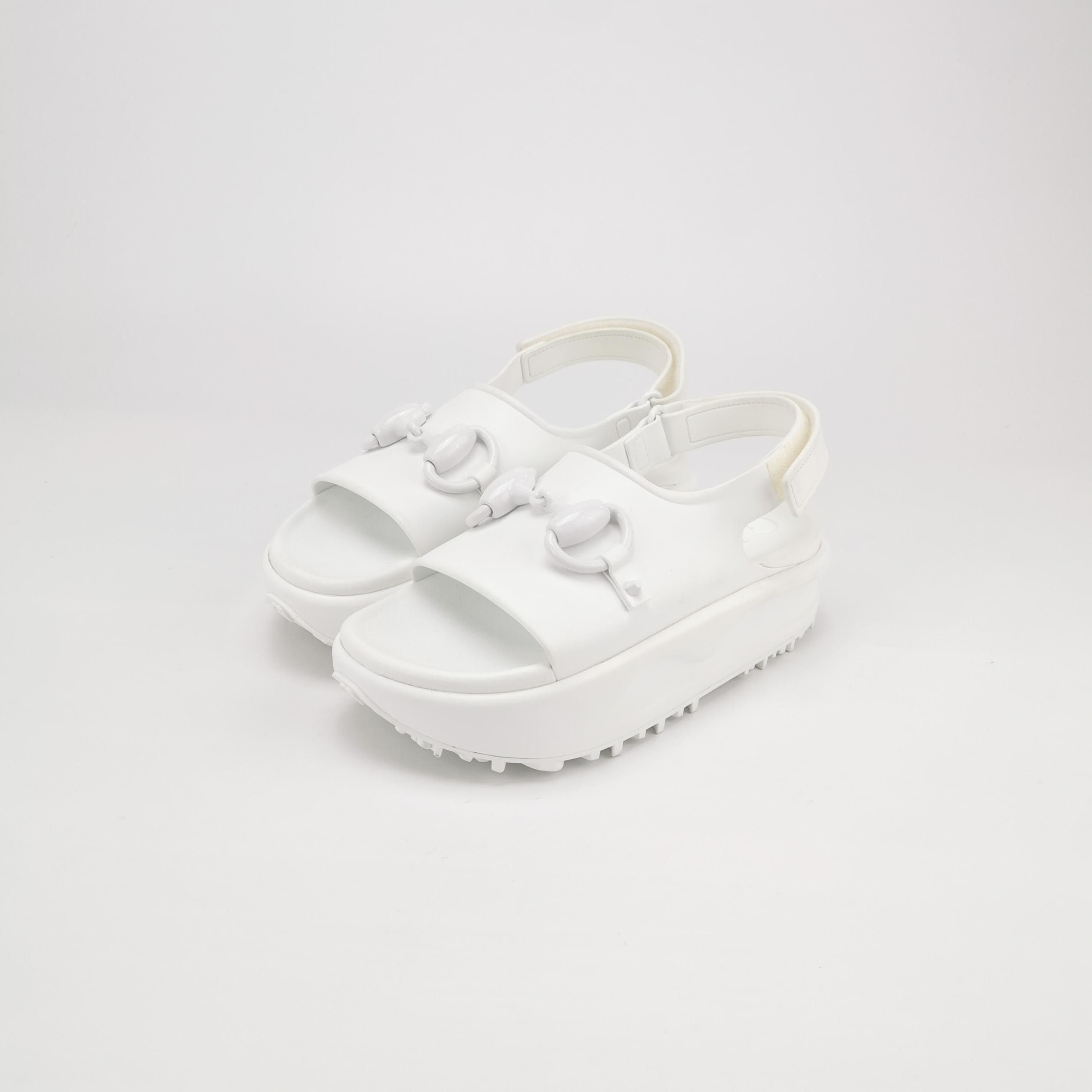 Gucci Gucci Women 5 Sandals Size US 5 / IT 35 - 2 Thumbnail
