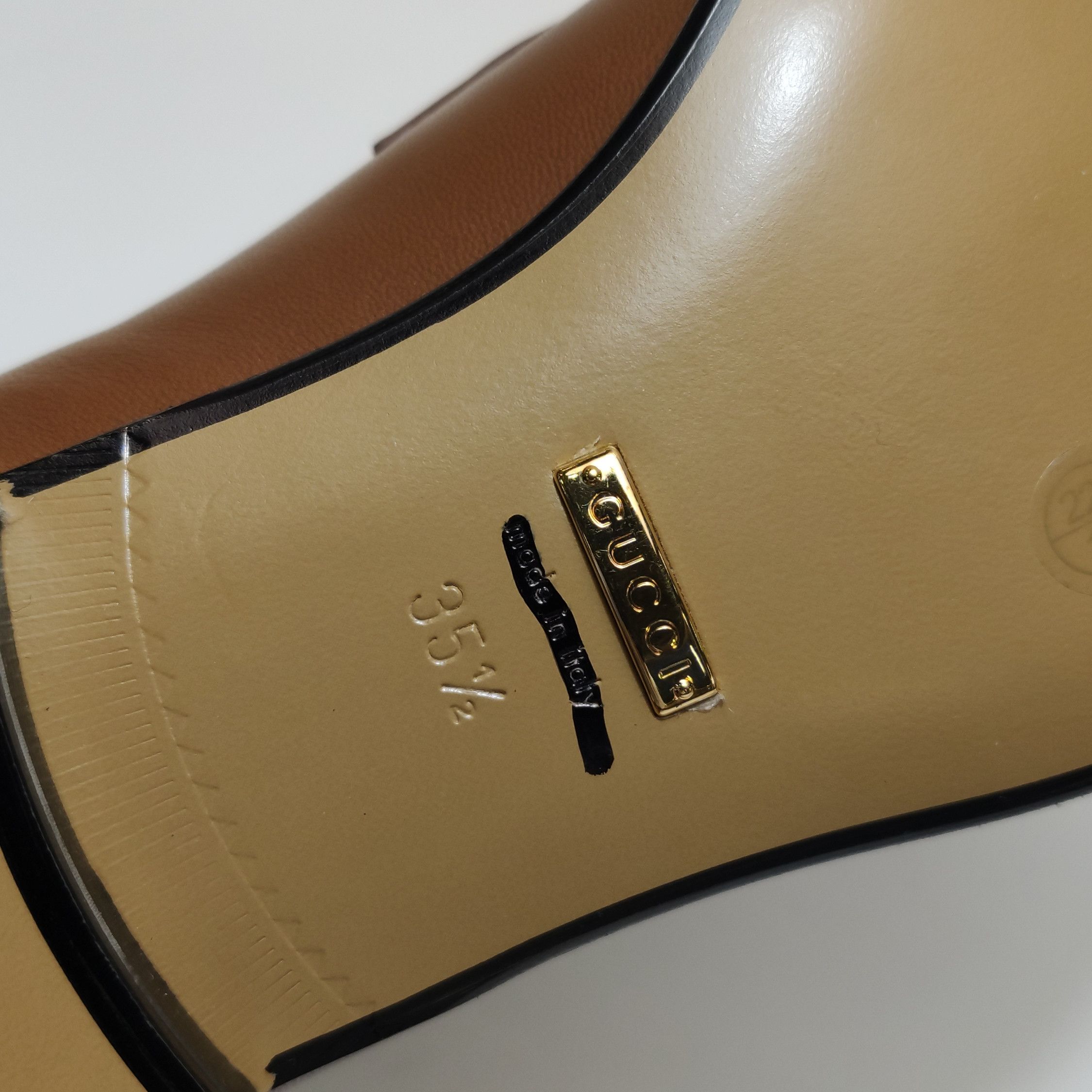 Gucci Gucci Women 5-5 Flats Size US 5.5 / IT 35.5 - 12 Thumbnail