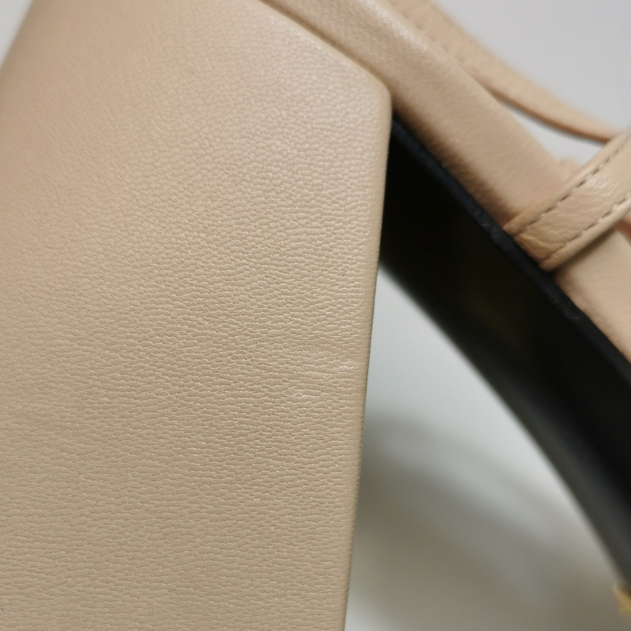Gucci Gucci Women 9 Heels Size US 9 / IT 39 - 11 Thumbnail