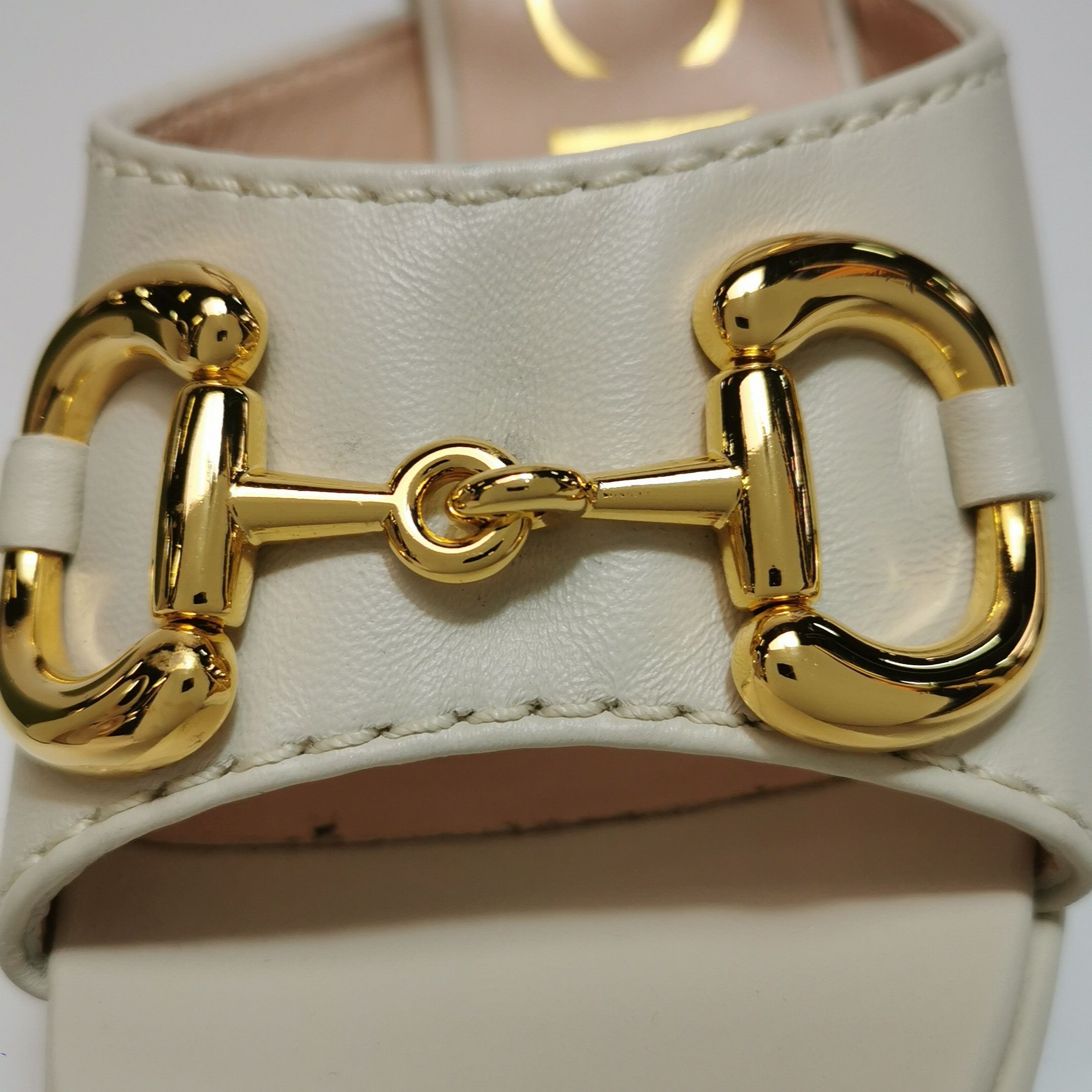 Gucci Gucci Women 5-5 Sandals Size US 5.5 / IT 35.5 - 12 Thumbnail