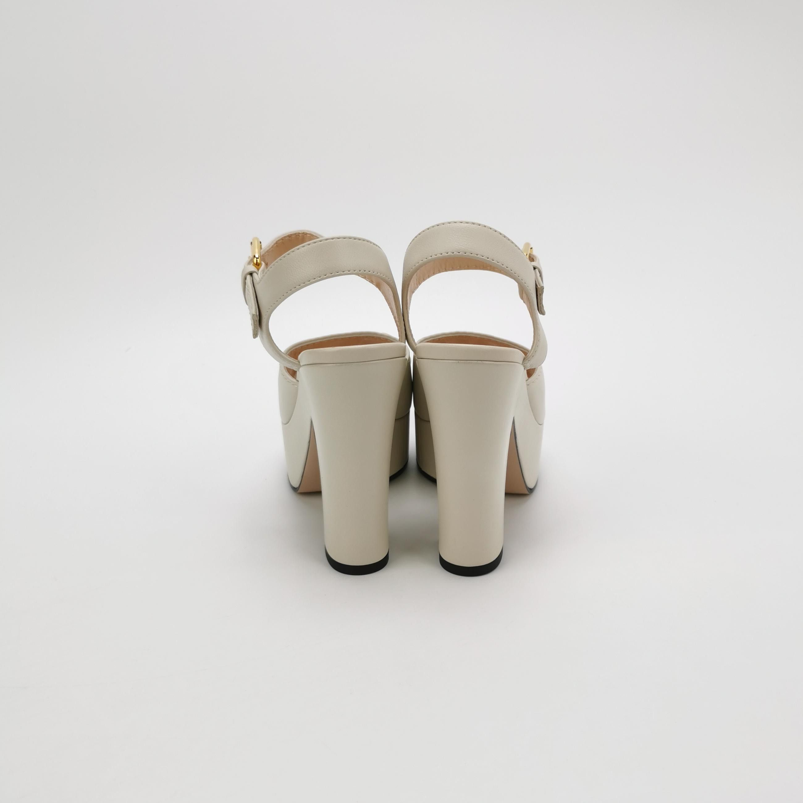 Gucci Gucci Women 5-5 Sandals Size US 5.5 / IT 35.5 - 4 Thumbnail