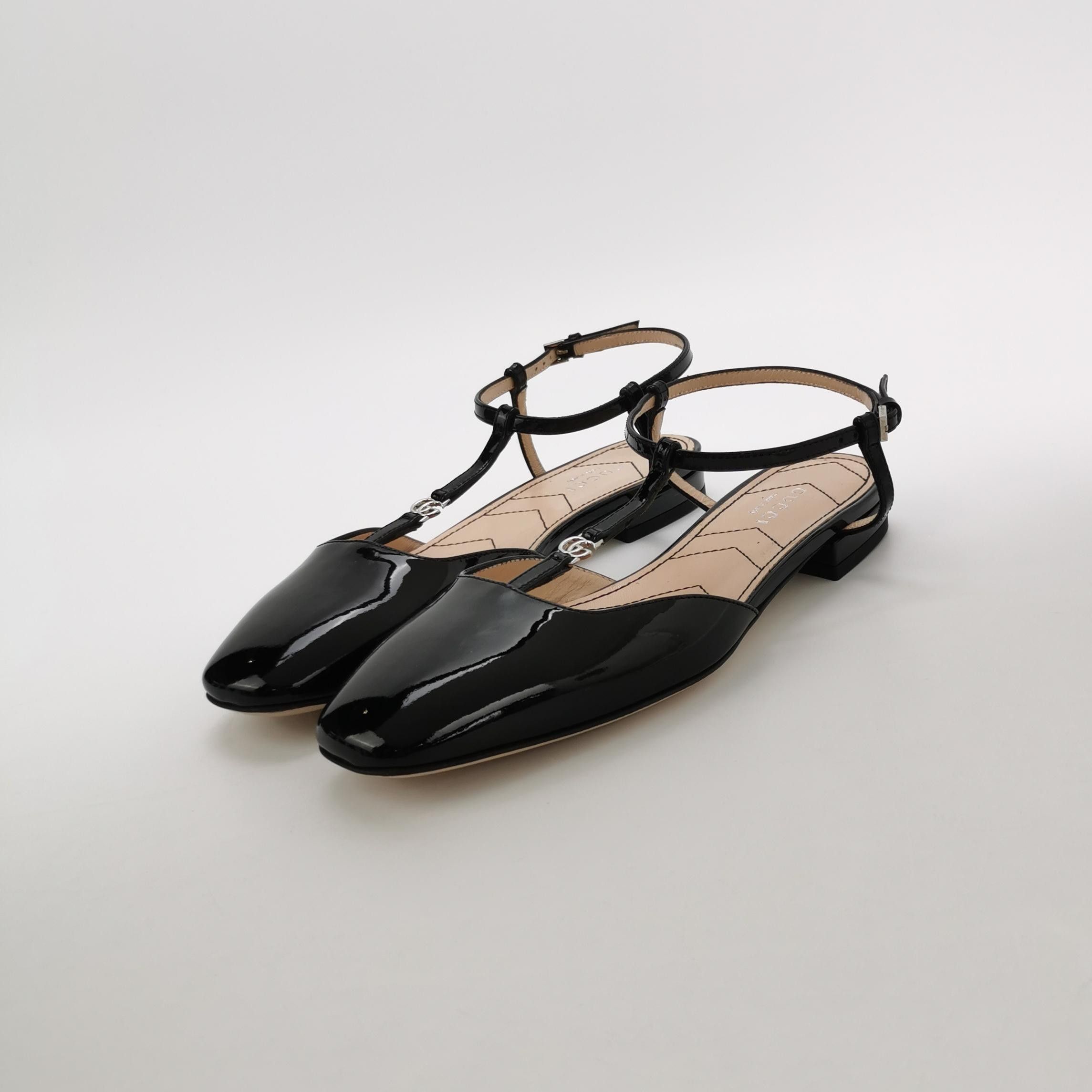 Gucci Gucci Women 5-5 Flats Size US 5.5 / IT 35.5 - 2 Thumbnail