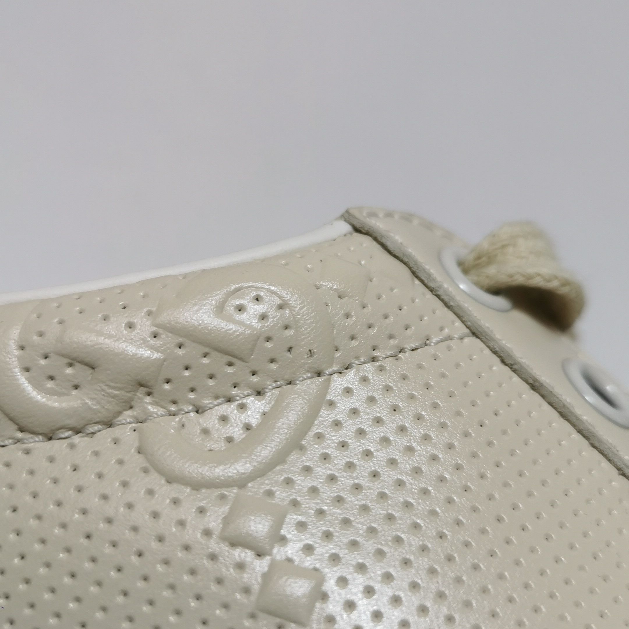 Gucci Gucci Women 5-5 Lowtop Sneakers Size US 5.5 / IT 35.5 - 7 Thumbnail