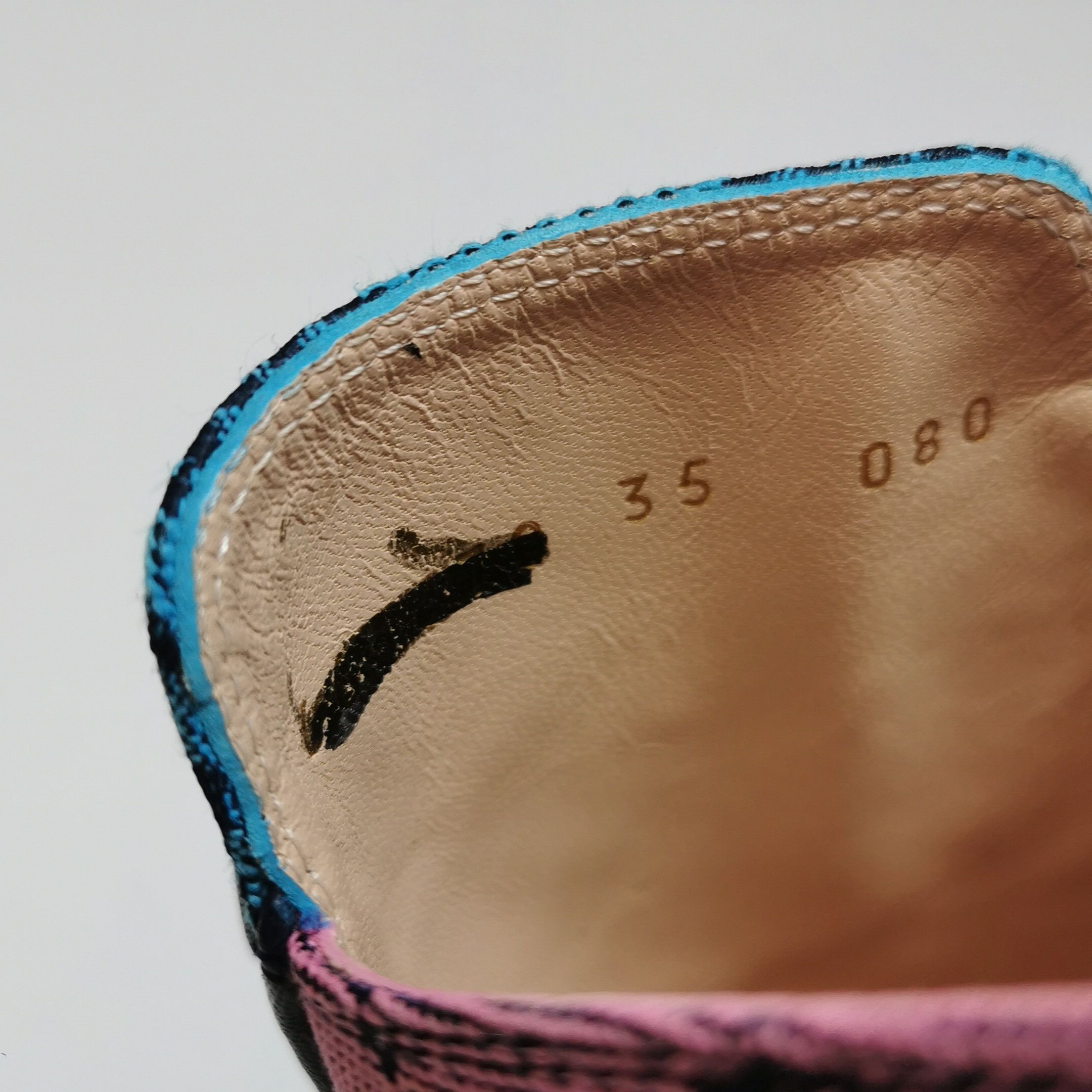 Gucci Gucci Women 5 Sandals Size US 5 / IT 35 - 10 Thumbnail