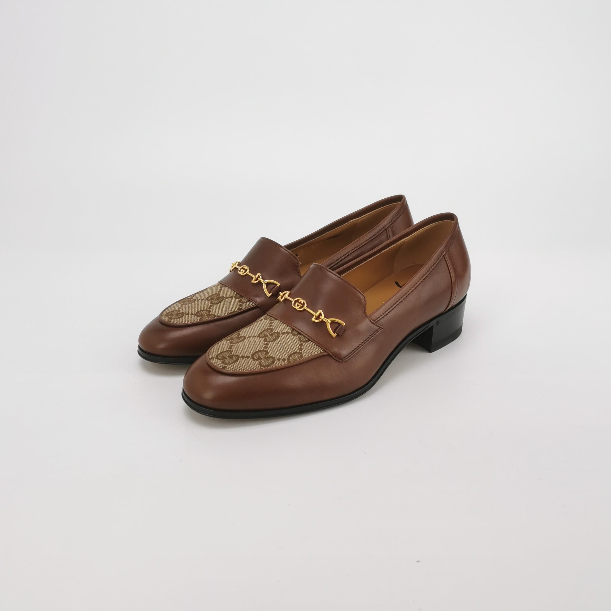 Gucci Gucci Women 5-5 Flats Size US 5.5 / IT 35.5 - 2 Thumbnail
