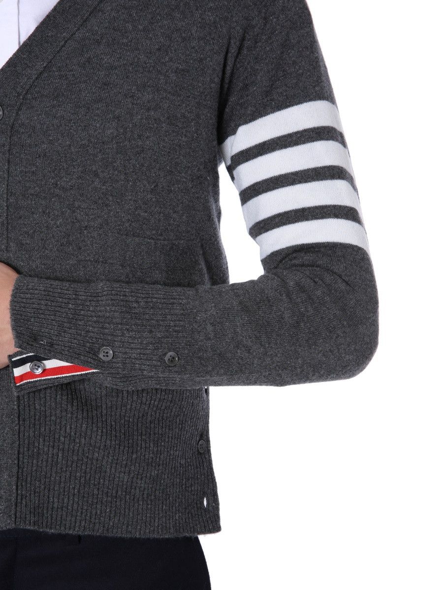 Thom Browne THOM BROWNE V-NECK CARDIGAN - GREY (JP 5) Size US XXL / EU 58 / 5 - 4 Thumbnail