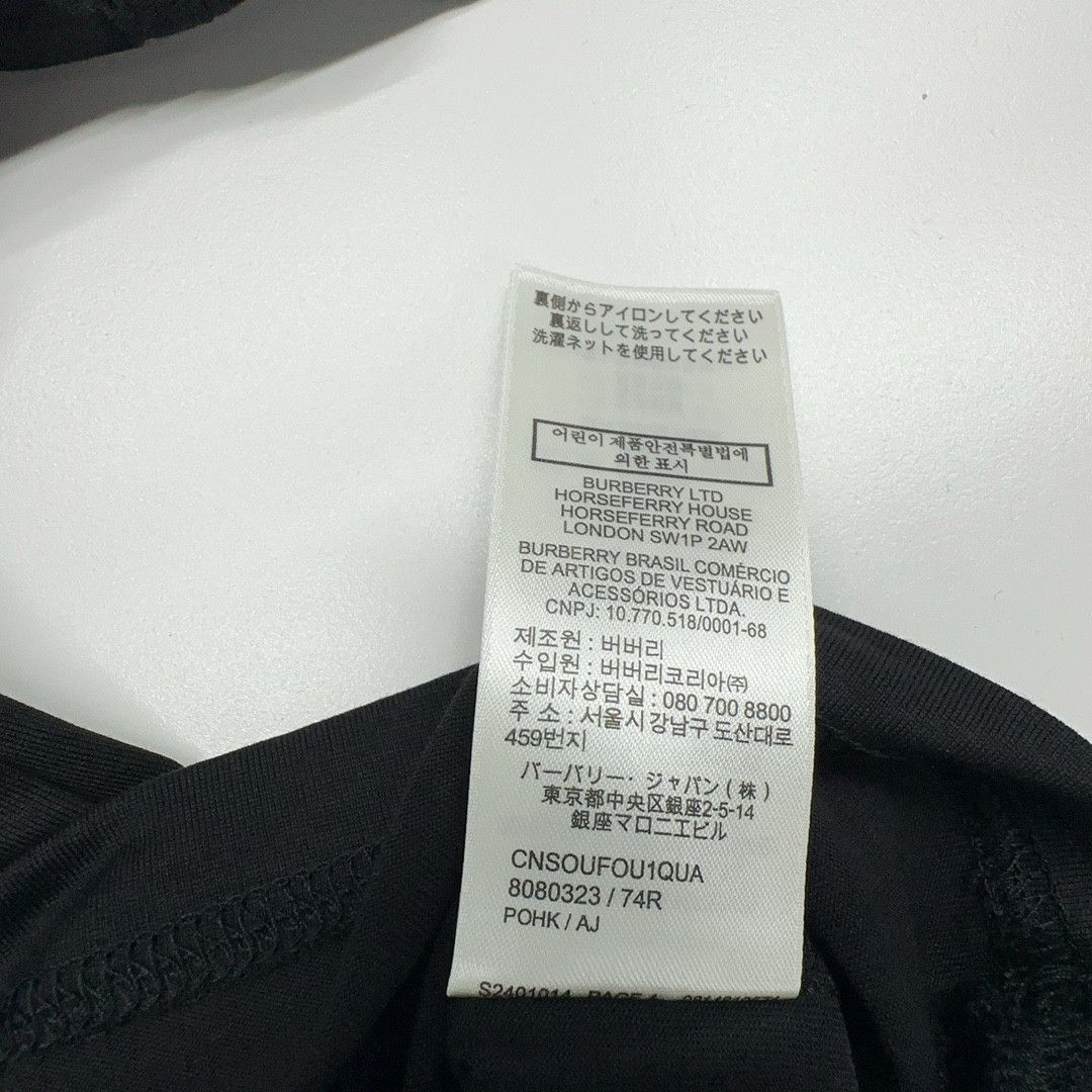 Burberry Burberry Check Pocket T-Shirt Size XS Size XS / US 0-2 / IT 36-38 - 4 Thumbnail
