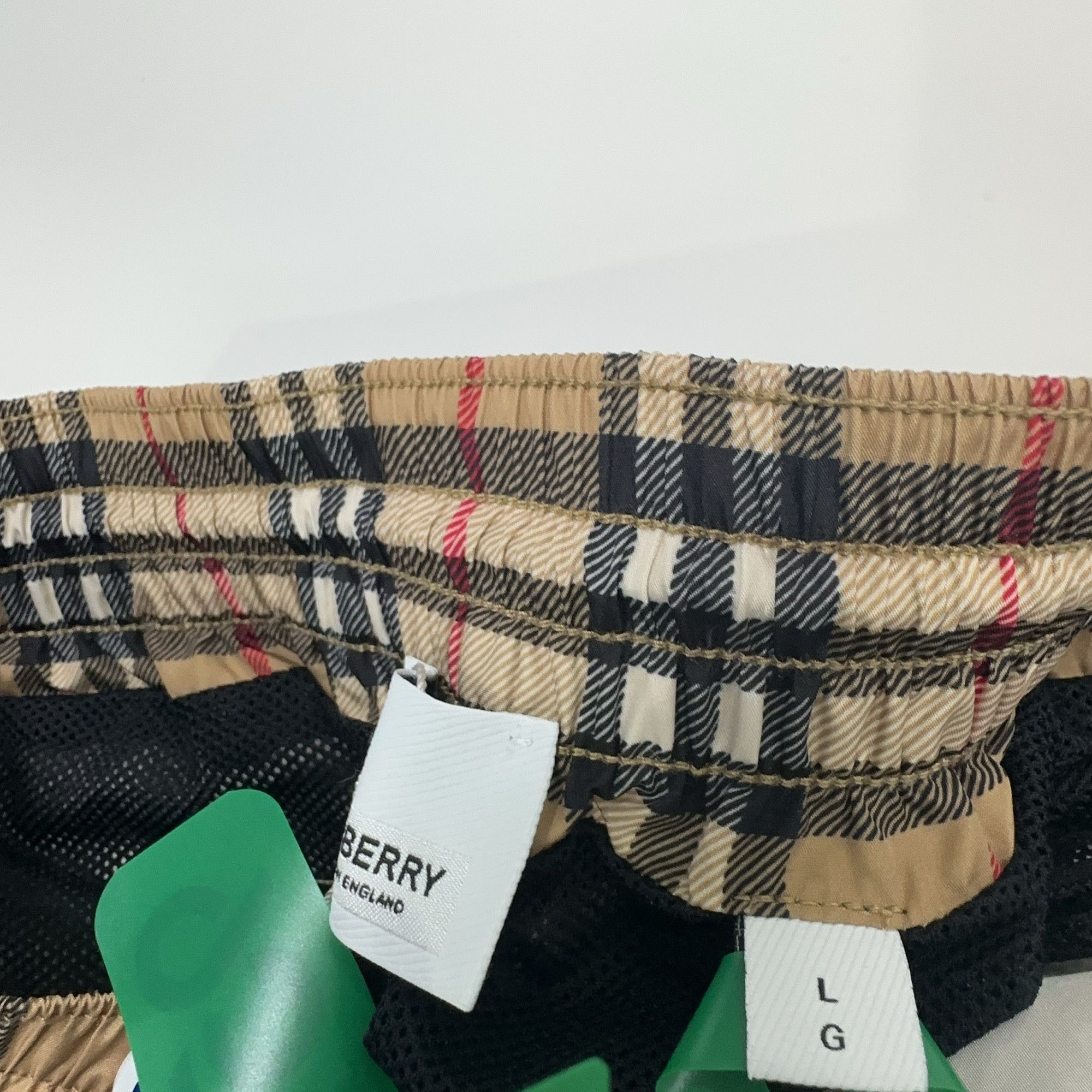 Burberry Burberry Check Swim Shorts Size L Size US 34 / EU 50 - 4 Thumbnail