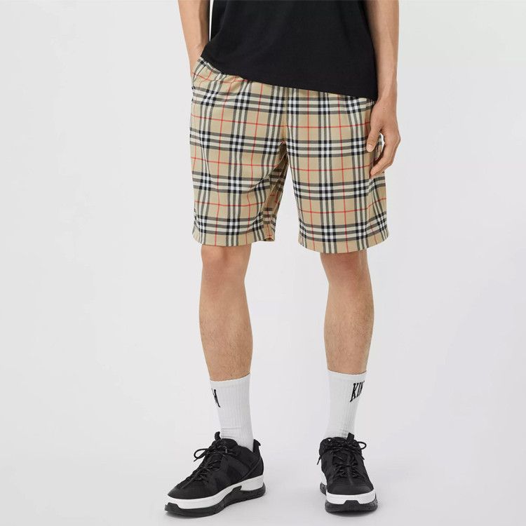 Burberry Burberry Classic Check Shorts Size L Size US 34 / EU 50 - 8 Thumbnail