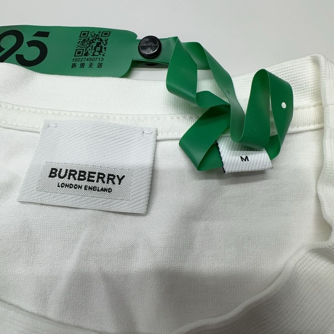Burberry Burberry Check Pocket T-Shirt Size M Size M / US 6-8 / IT 42-44 - 3 Thumbnail