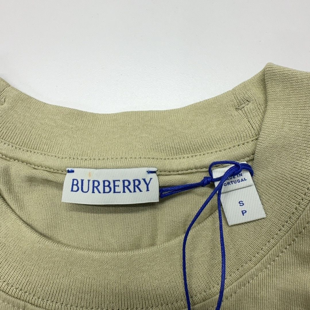 Burberry Burberry Equestrian Knight Logo T-Shirt Size S Size US S / EU 44-46 / 1 - 11 Thumbnail