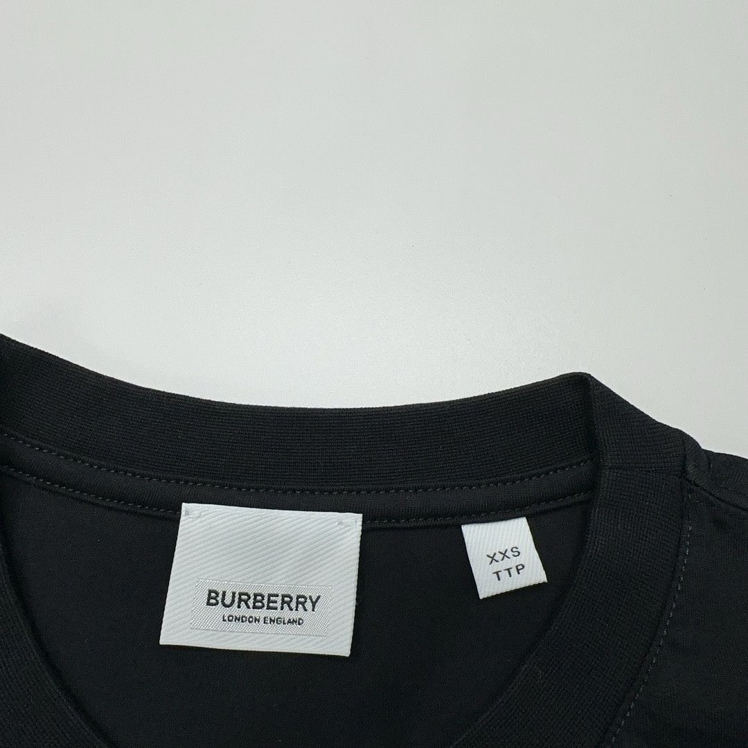 Burberry Burberry Check Pocket T-Shirt XXS Size XXS / US 00 / IT 34 - 4 Thumbnail