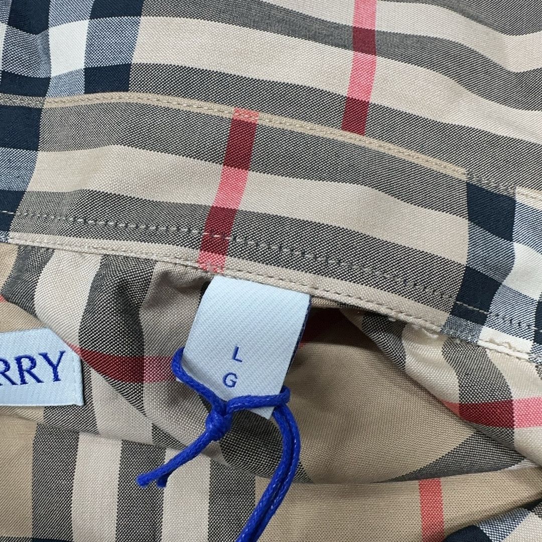 Burberry Burberry Vintage Check Button Up Shirt Size L Size US L / EU 52-54 / 3 - 5 Thumbnail