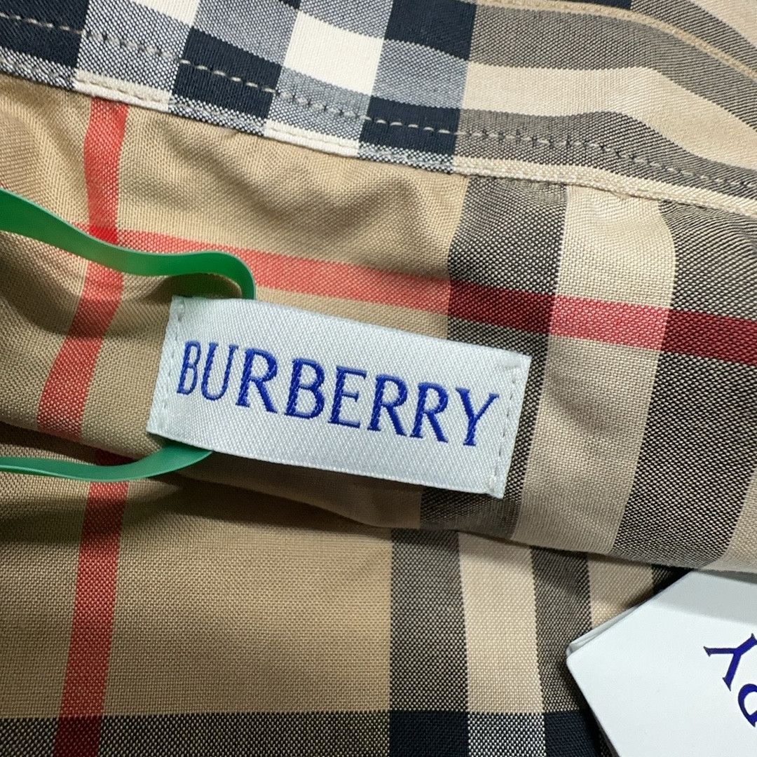 Burberry Burberry Vintage Check Button Up Shirt Size L Size US L / EU 52-54 / 3 - 4 Thumbnail