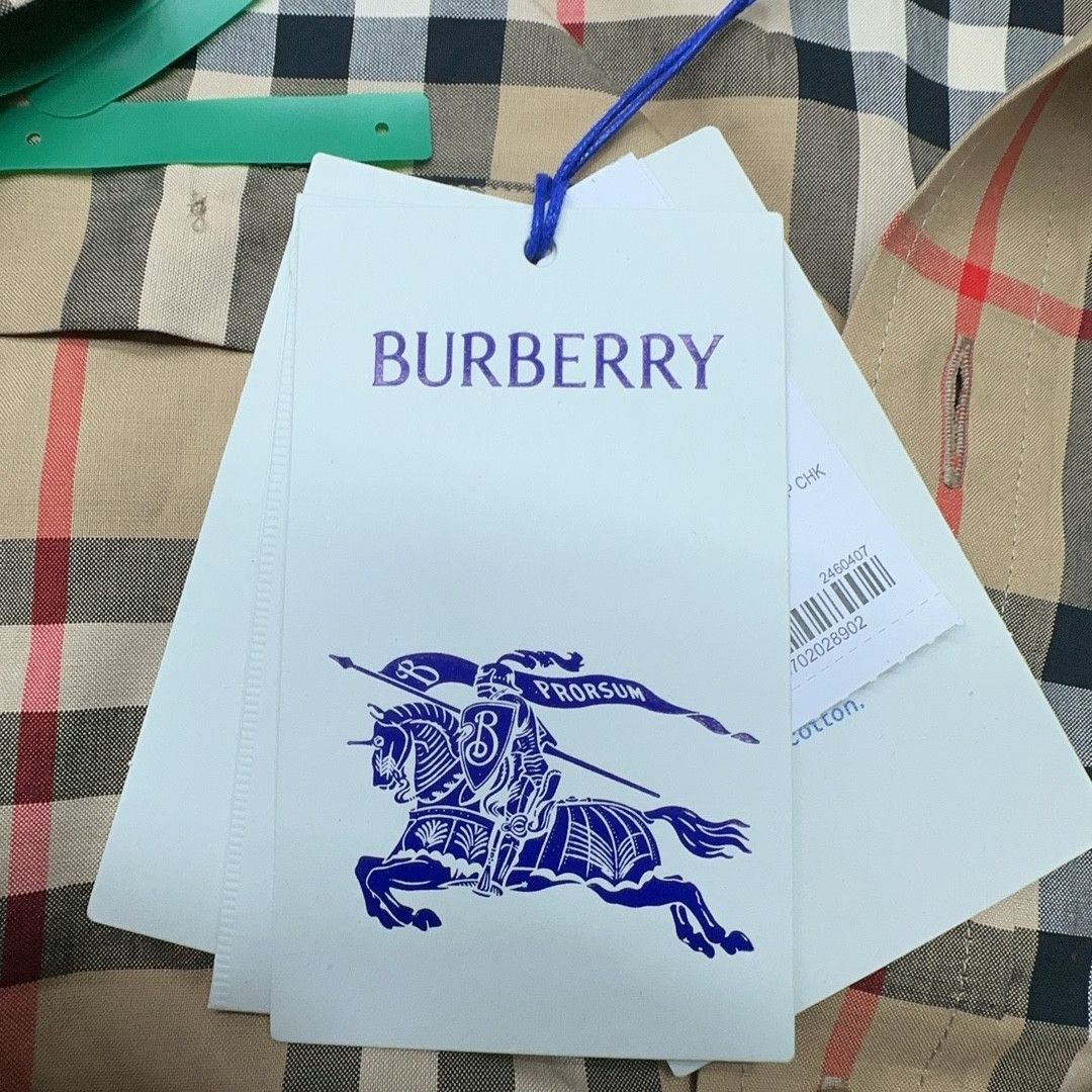 Burberry Burberry Vintage Check Button Up Shirt Size L Size US L / EU 52-54 / 3 - 6 Thumbnail