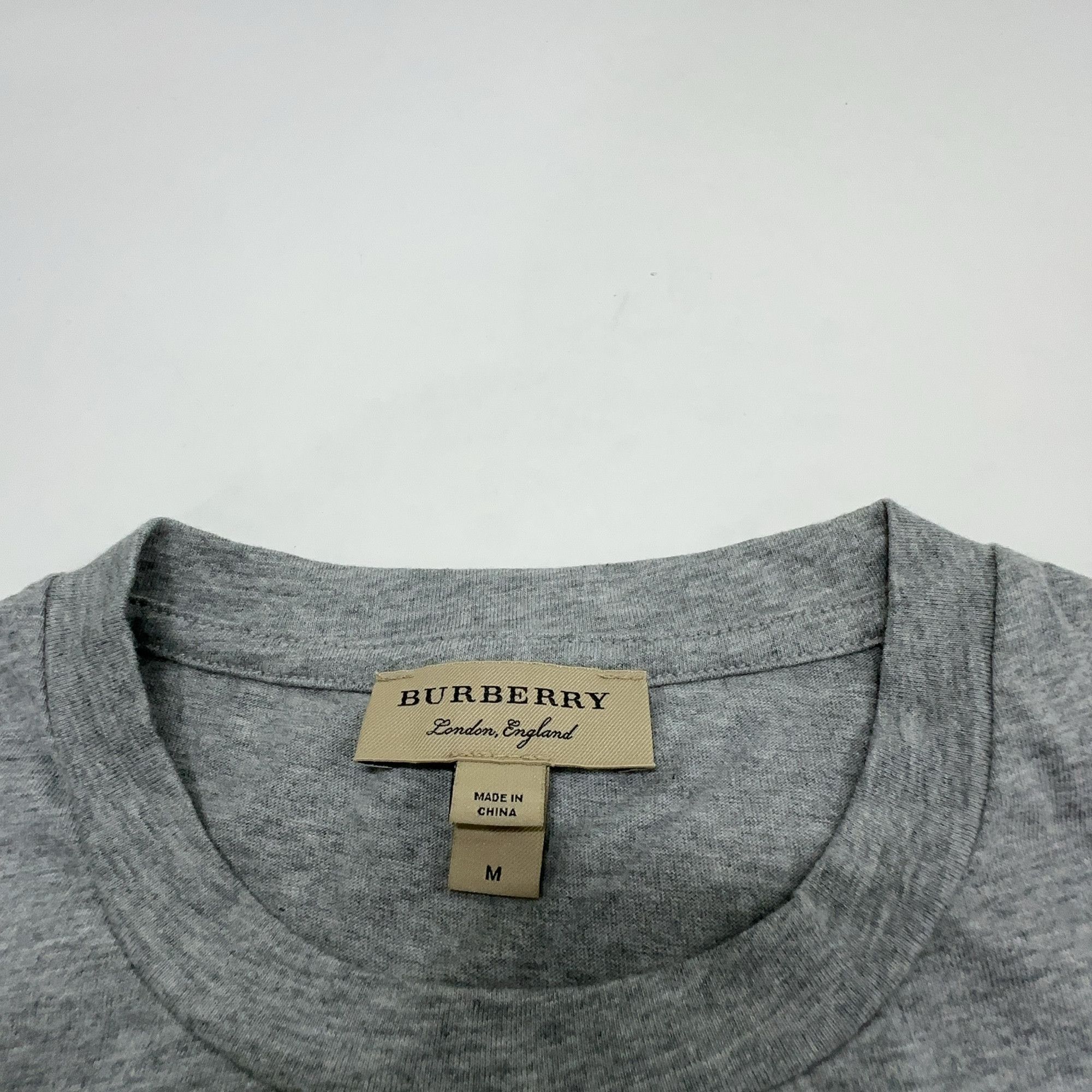 Burberry Burberry Multi-Color Logo T-Shirt Size M Size US M / EU 48-50 / 2 - 3 Thumbnail