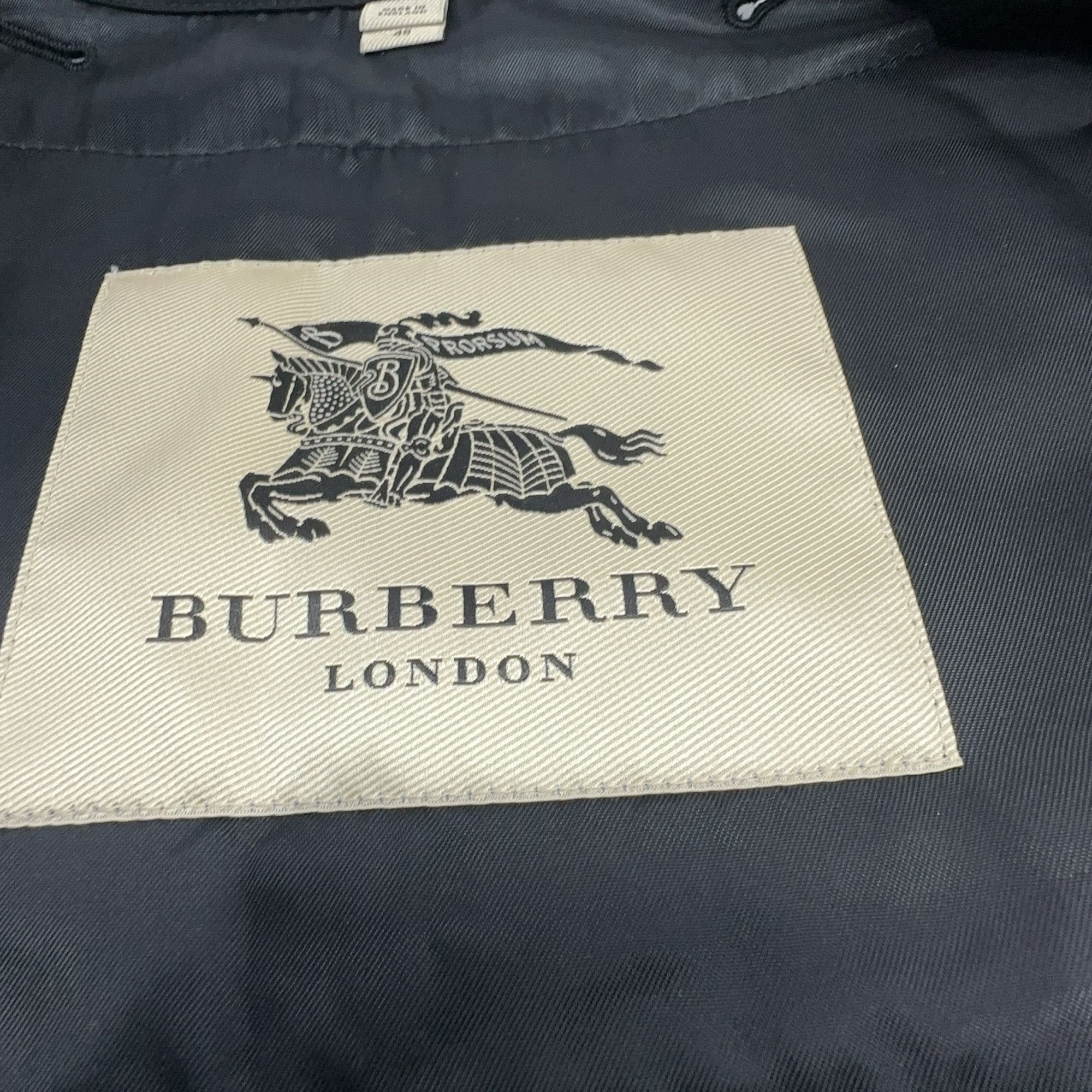 Burberry Burberry Check Wool Cashmere Vest Size 48 Size US M / EU 48-50 / 2 - 4 Thumbnail