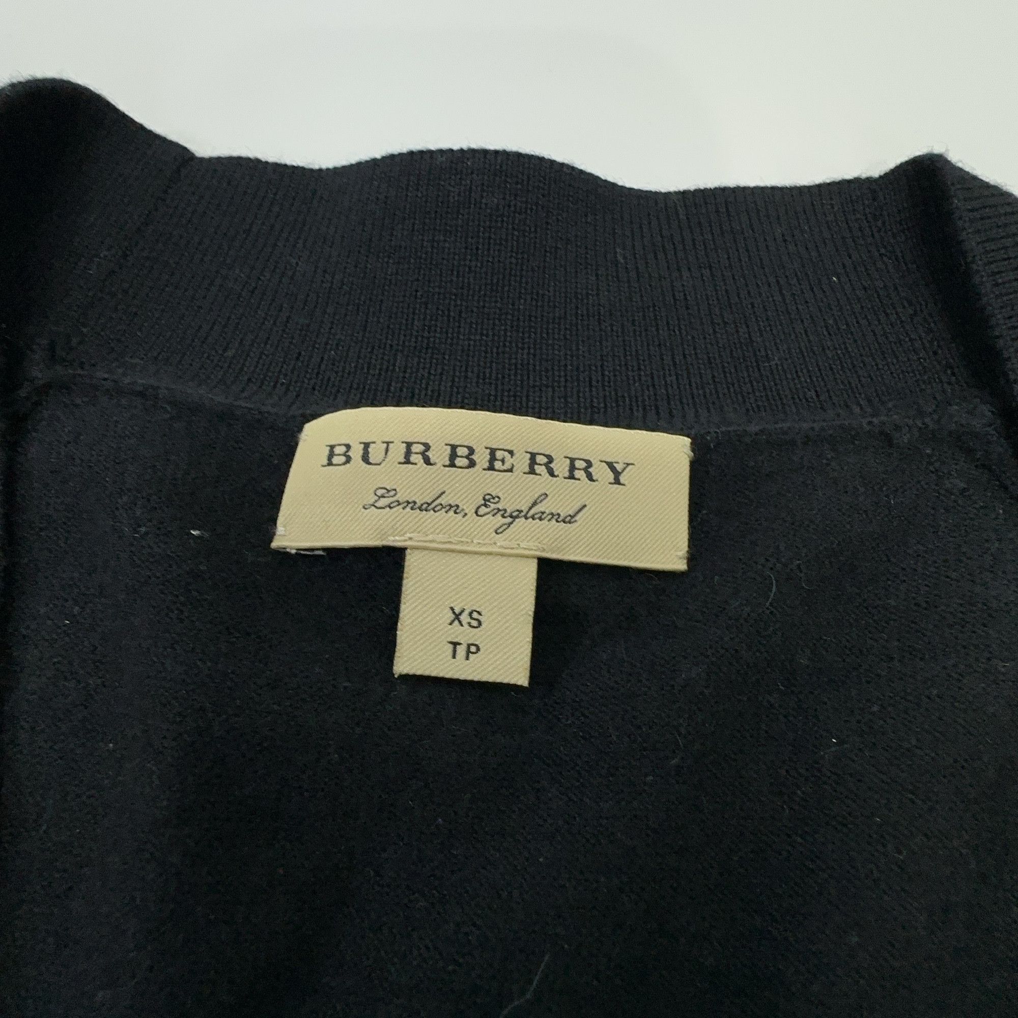 Burberry Burberry Logo Button Cardigan Size XS Size US XS / EU 42 / 0 - 3 Thumbnail