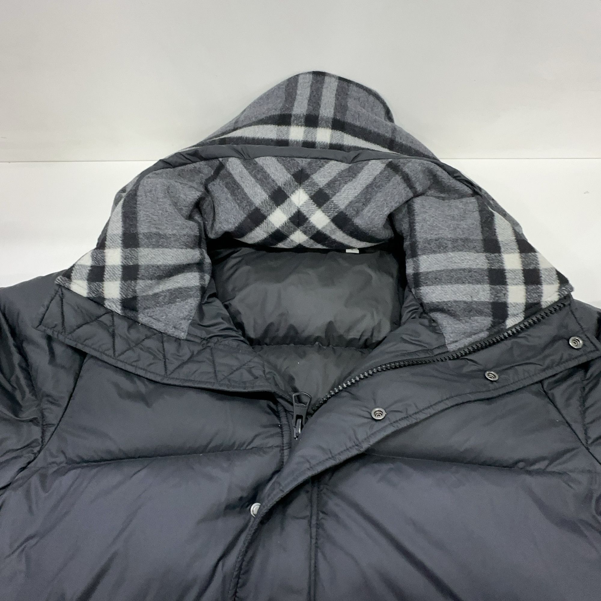 Burberry Burberry Hooded Puffer Jacket Size M Size US M / EU 48-50 / 2 - 5 Thumbnail
