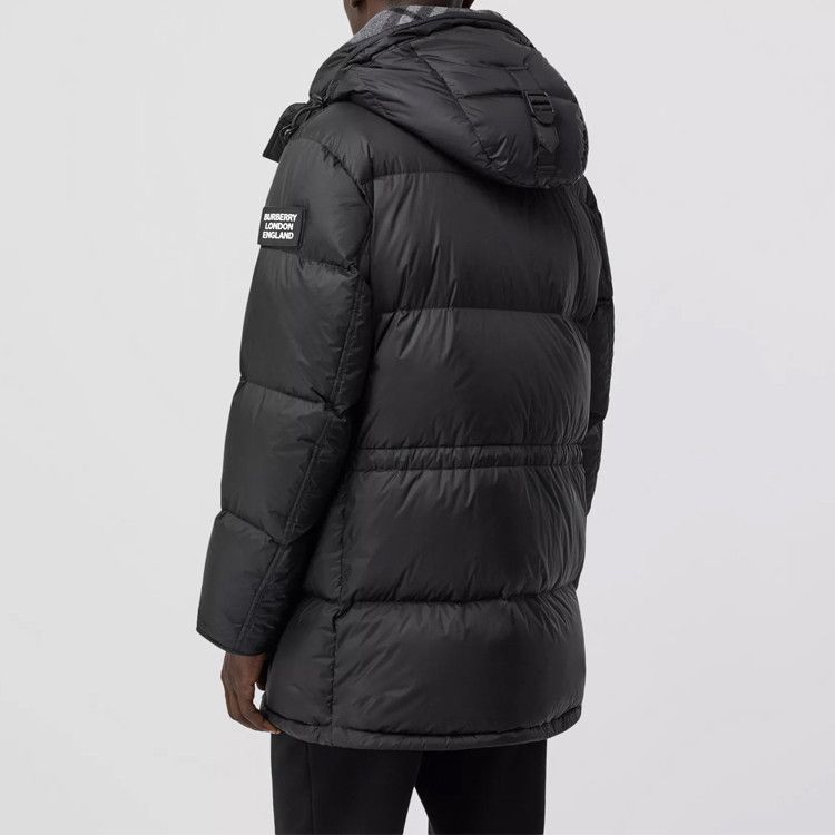 Burberry Burberry Logo Patch Down Jacket Size L Size US L / EU 52-54 / 3 - 7 Thumbnail