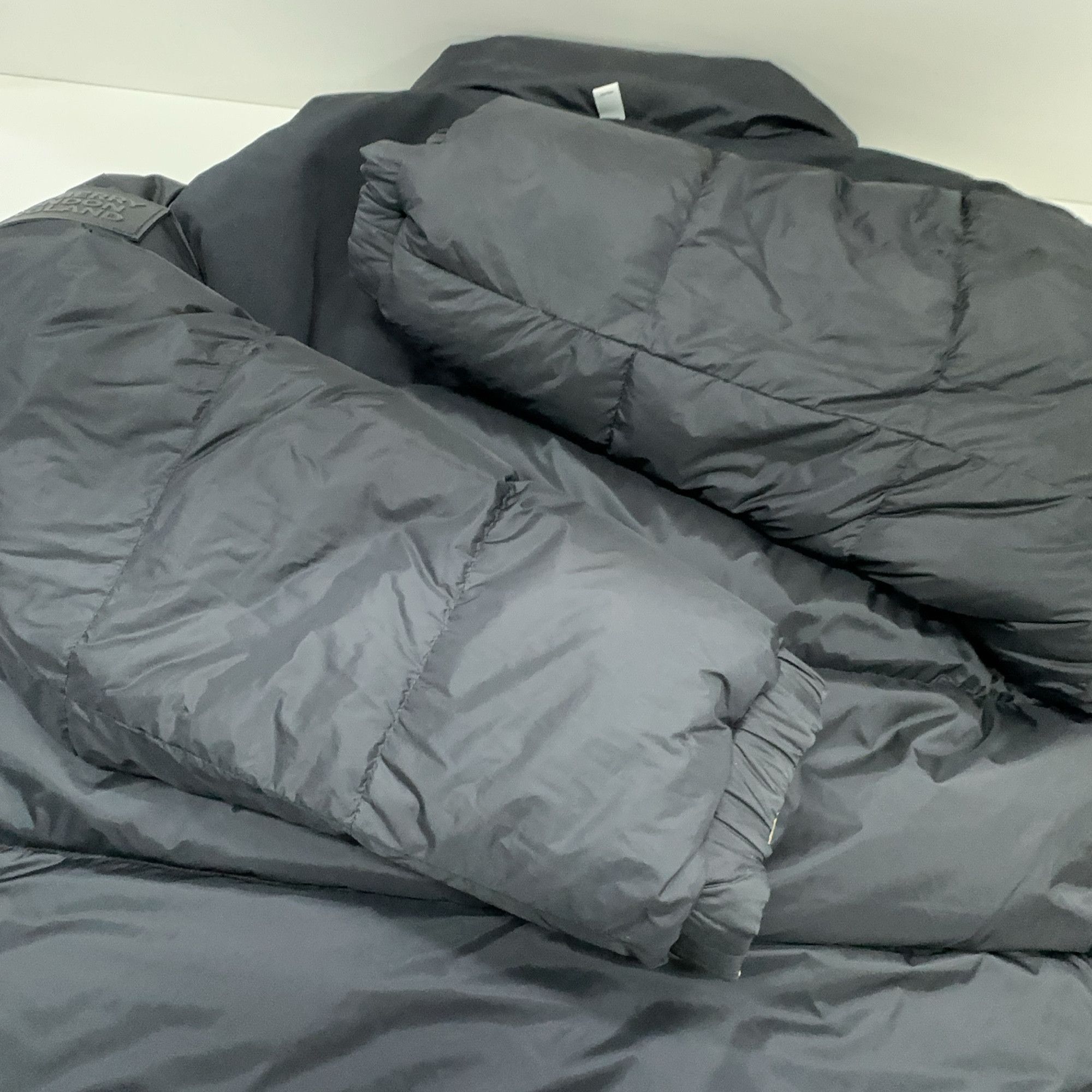 Burberry Burberry Reversible Plaid Puffer Jacket Size M Size US M / EU 48-50 / 2 - 16 Thumbnail