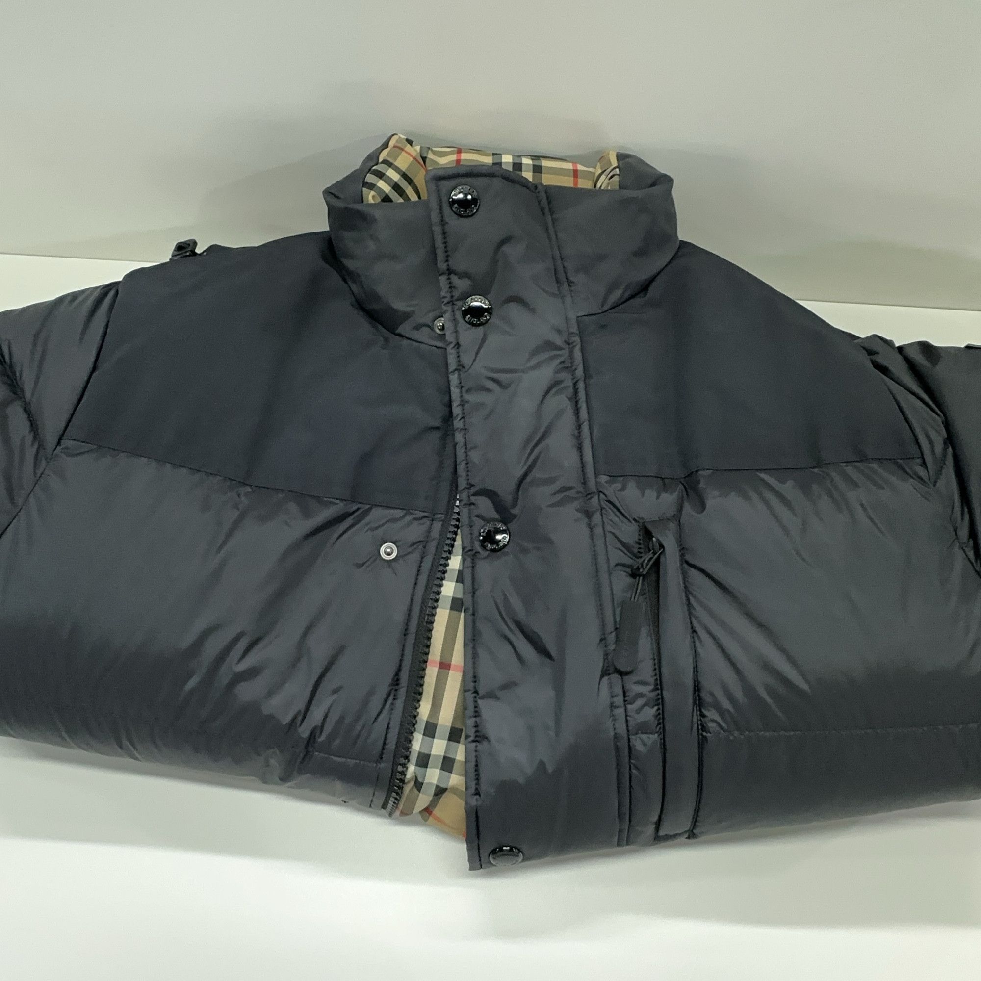 Burberry Burberry Reversible Plaid Puffer Jacket Size M Size US M / EU 48-50 / 2 - 11 Thumbnail