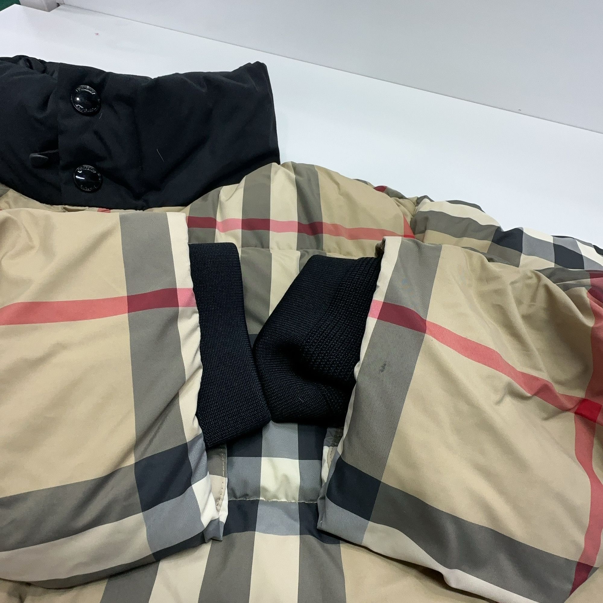 Burberry Burberry Check Down Jacket Size M Size US M / EU 48-50 / 2 - 6 Thumbnail