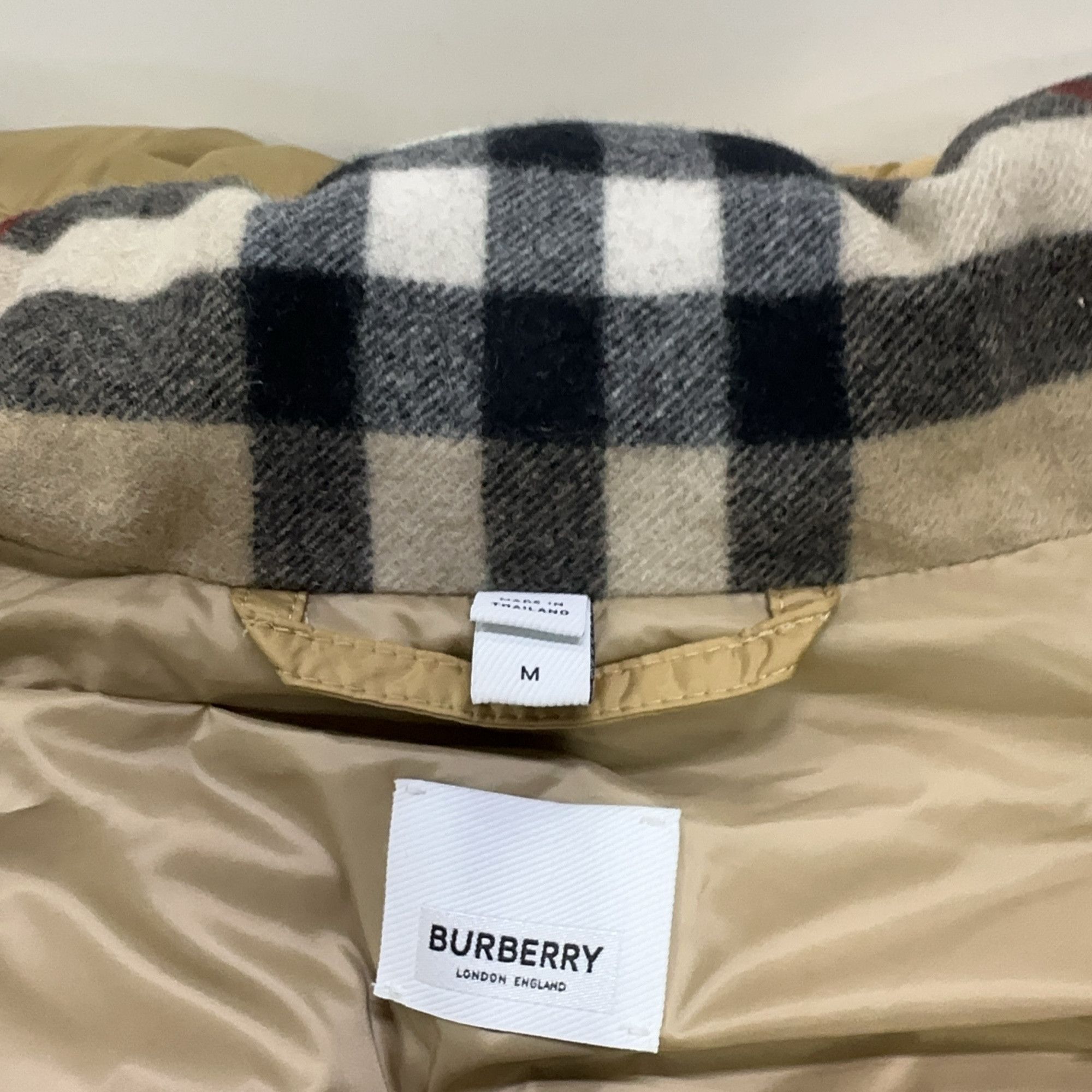 Burberry Burberry Honey Puffer Jacket Size M Size US M / EU 48-50 / 2 - 3 Thumbnail
