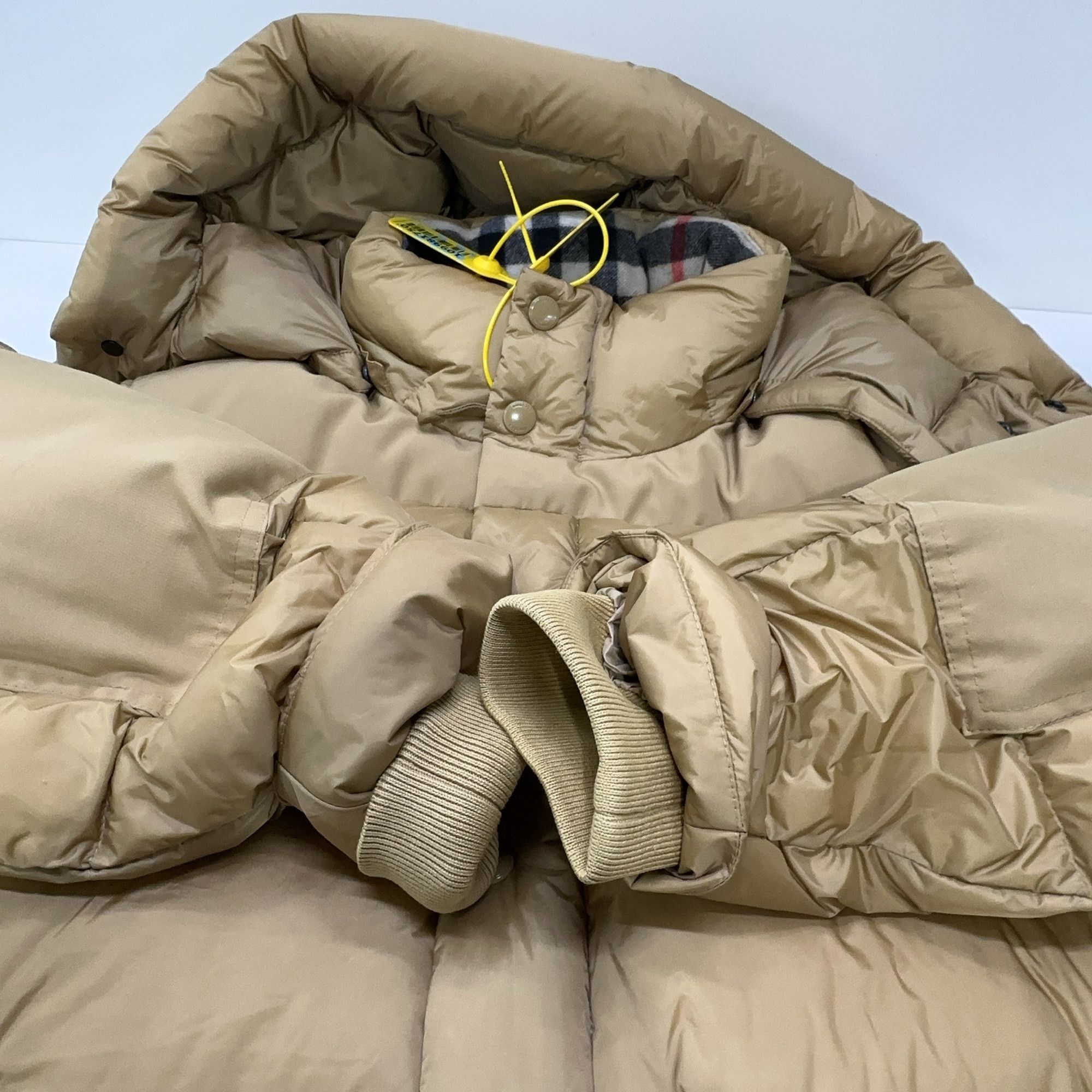 Burberry Burberry Honey Puffer Jacket Size M Size US M / EU 48-50 / 2 - 8 Thumbnail