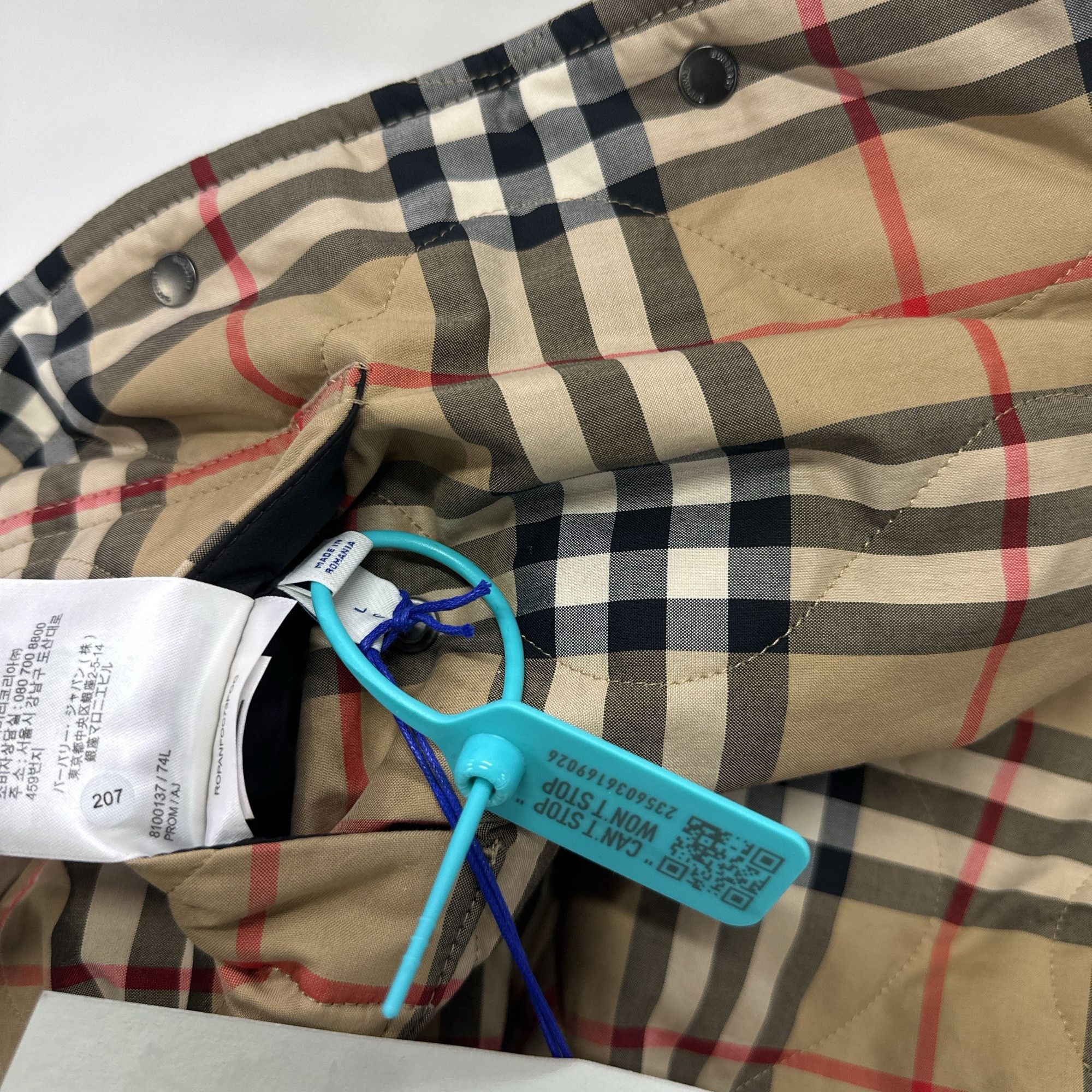 Burberry Burberry Reversible Quilted Jacket Size L Size US L / EU 52-54 / 3 - 13 Thumbnail