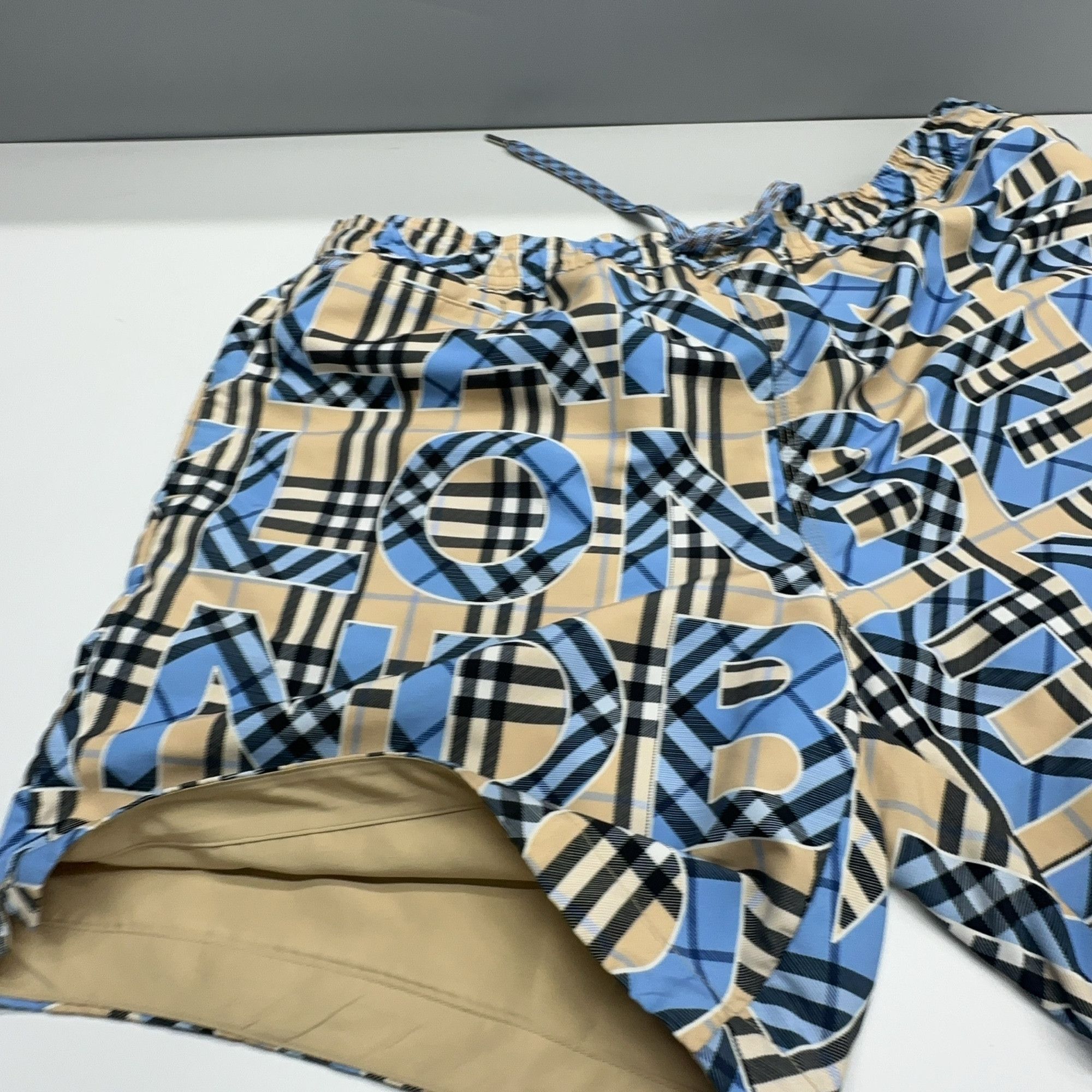 Burberry Burberry Check Logo Print Swim Shorts Size L Size US 34 / EU 50 - 8 Thumbnail