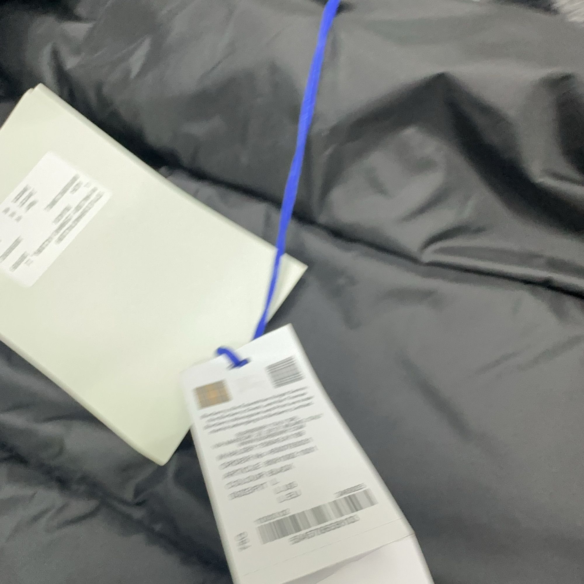 Burberry Burberry Hooded Puffer Jacket Size L Size US L / EU 52-54 / 3 - 4 Thumbnail