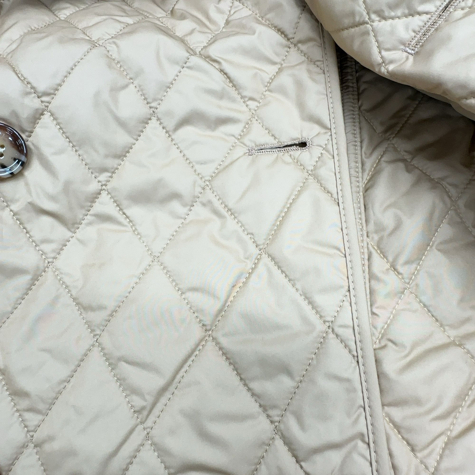 Burberry Burberry Quilted Double Breasted Coat Size M Size M / US 6-8 / IT 42-44 - 9 Thumbnail